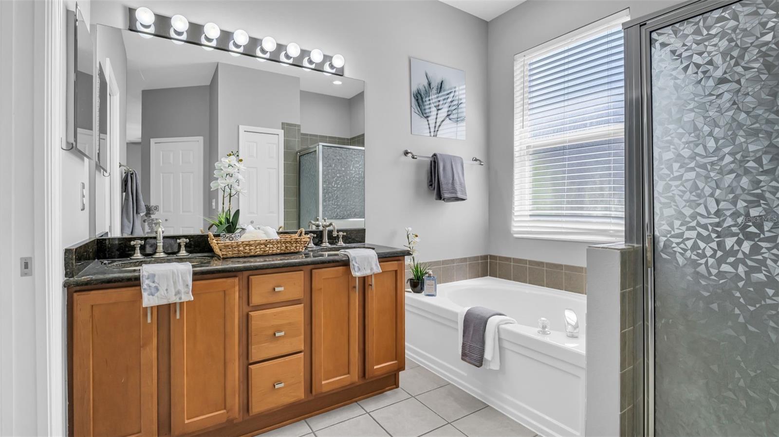 16306 NIKKI LN
