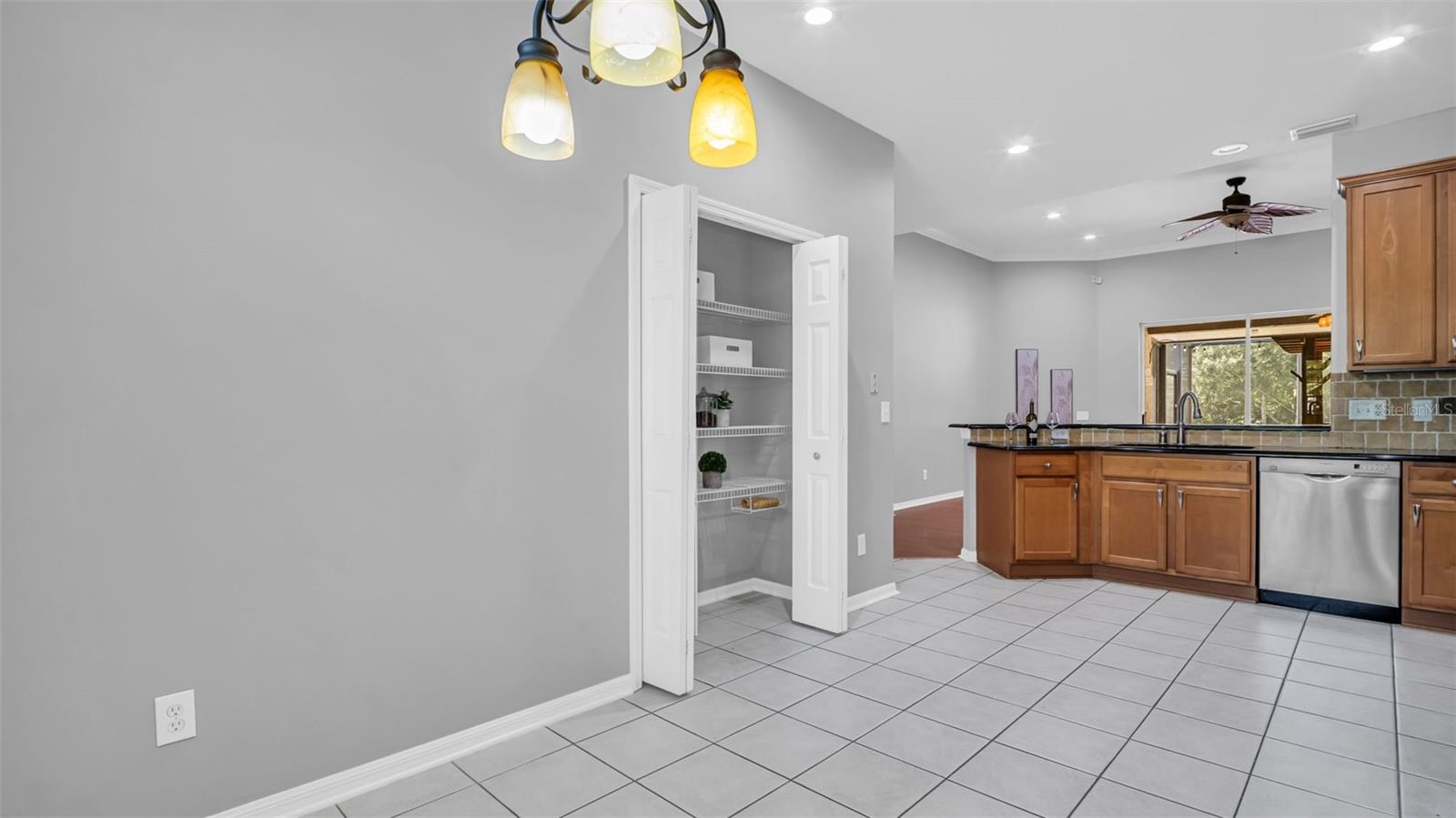 16306 NIKKI LN