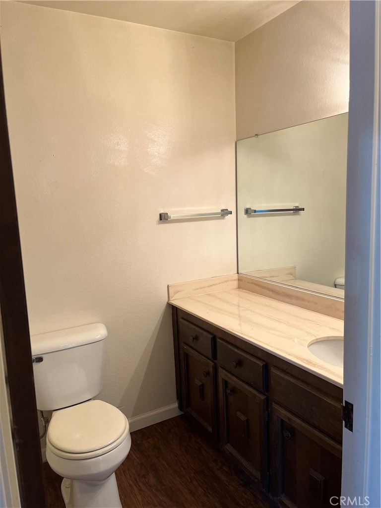 637 Carmelita Drive Unit: 7