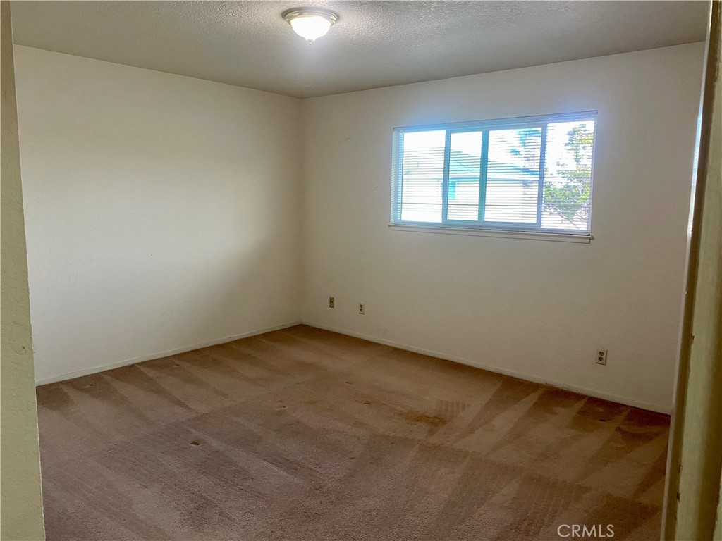 637 Carmelita Drive Unit: 7