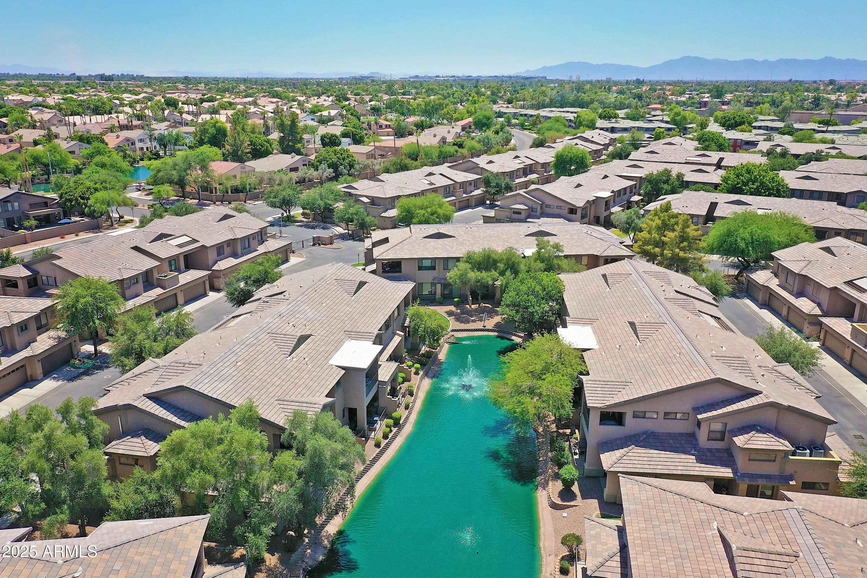 705 W QUEEN CREEK Road, 1201