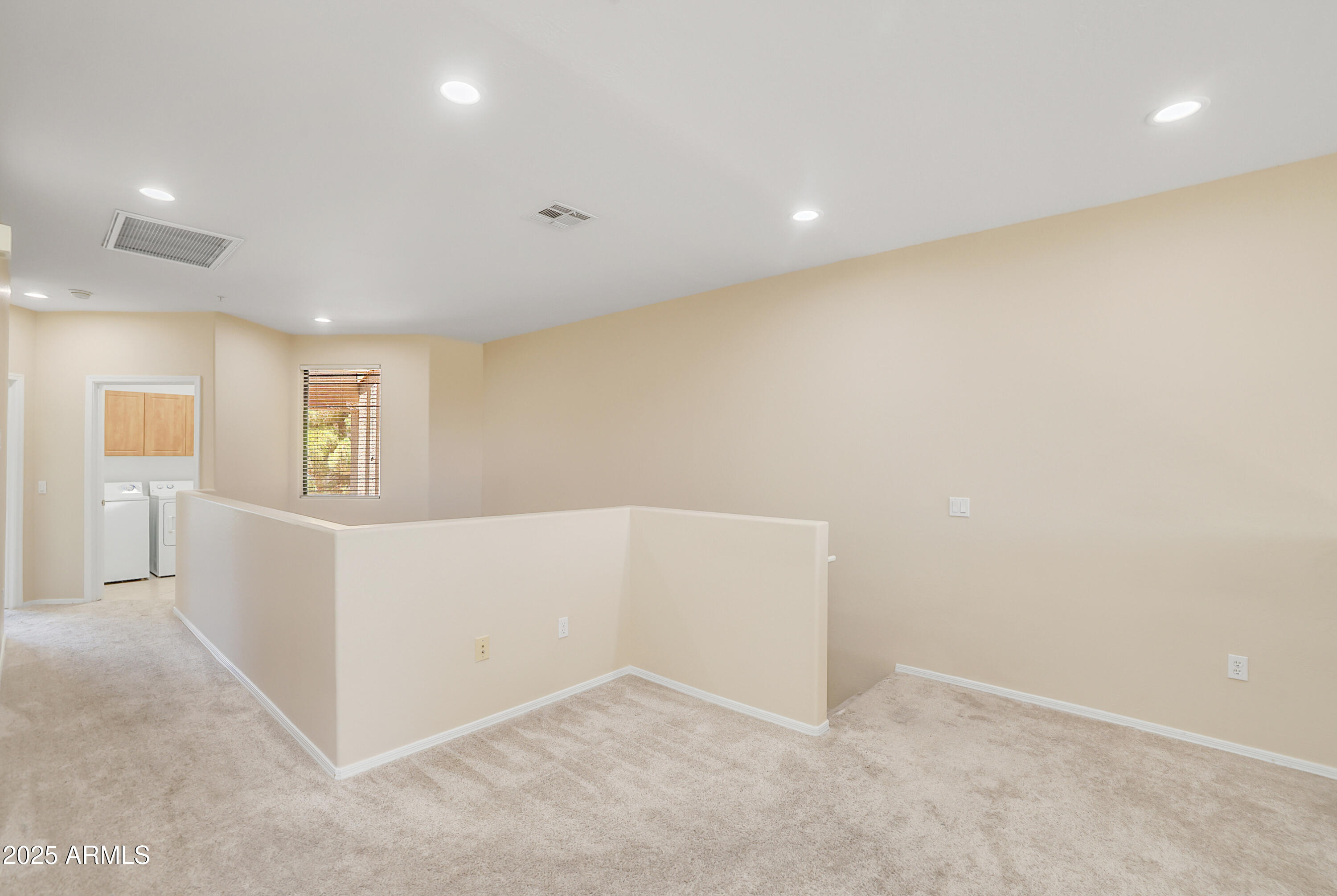 705 W QUEEN CREEK Road, 1201