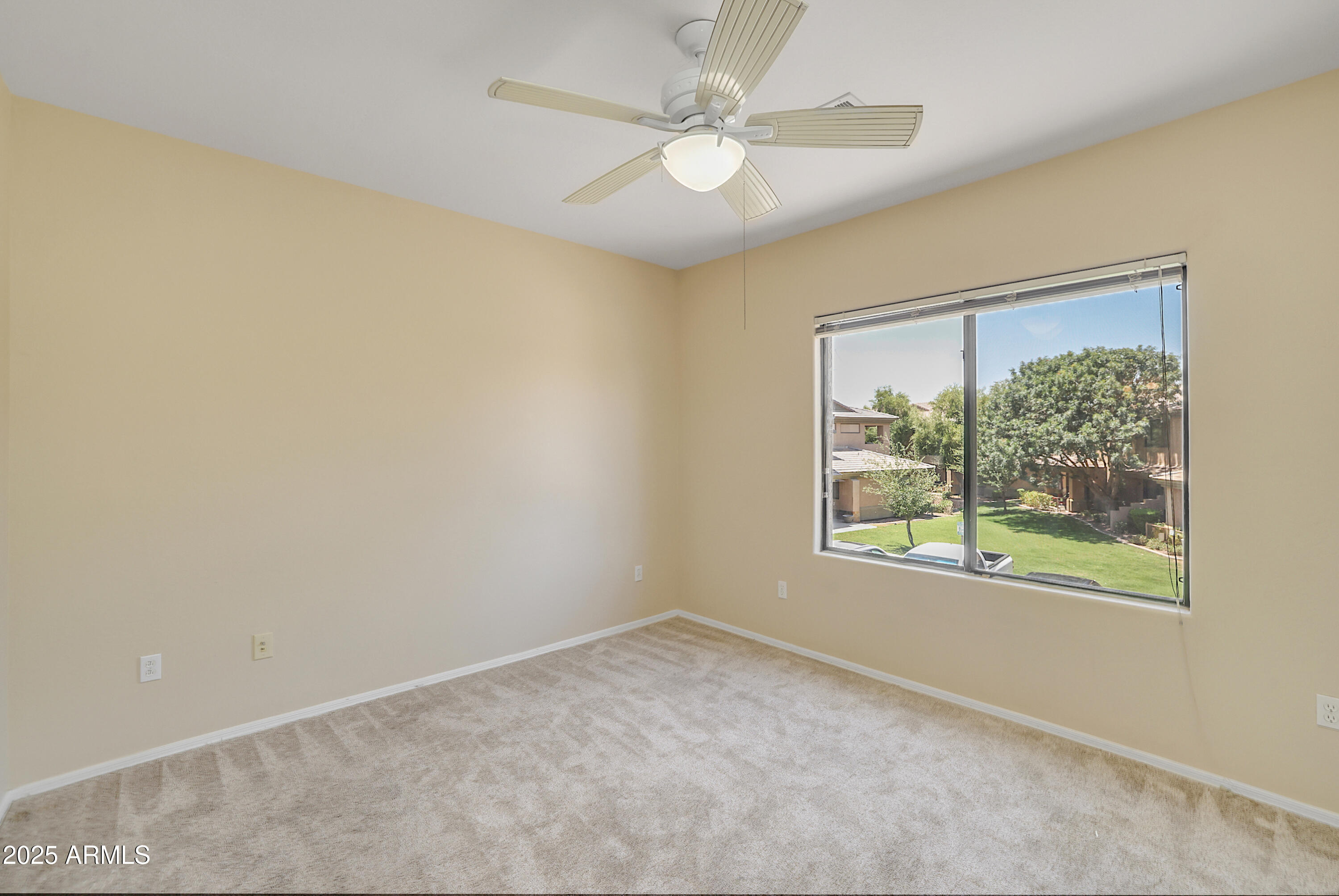 705 W QUEEN CREEK Road, 1201