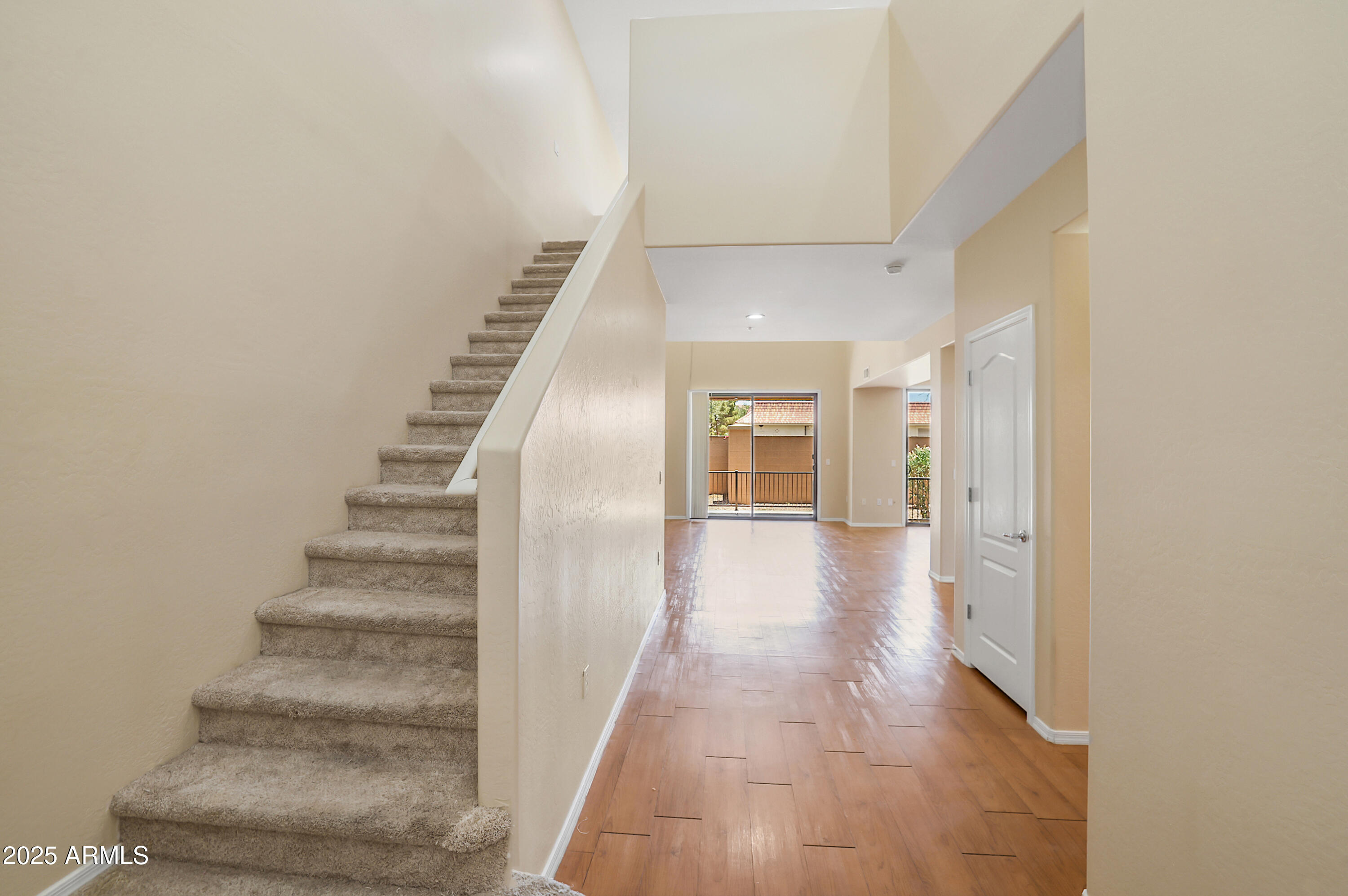 705 W QUEEN CREEK Road, 1201