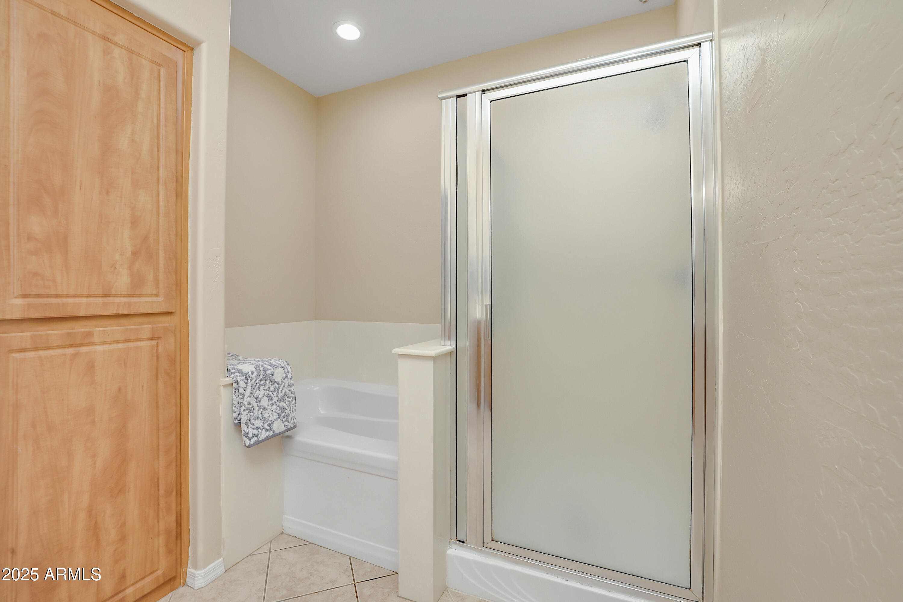 705 W QUEEN CREEK Road, 1201