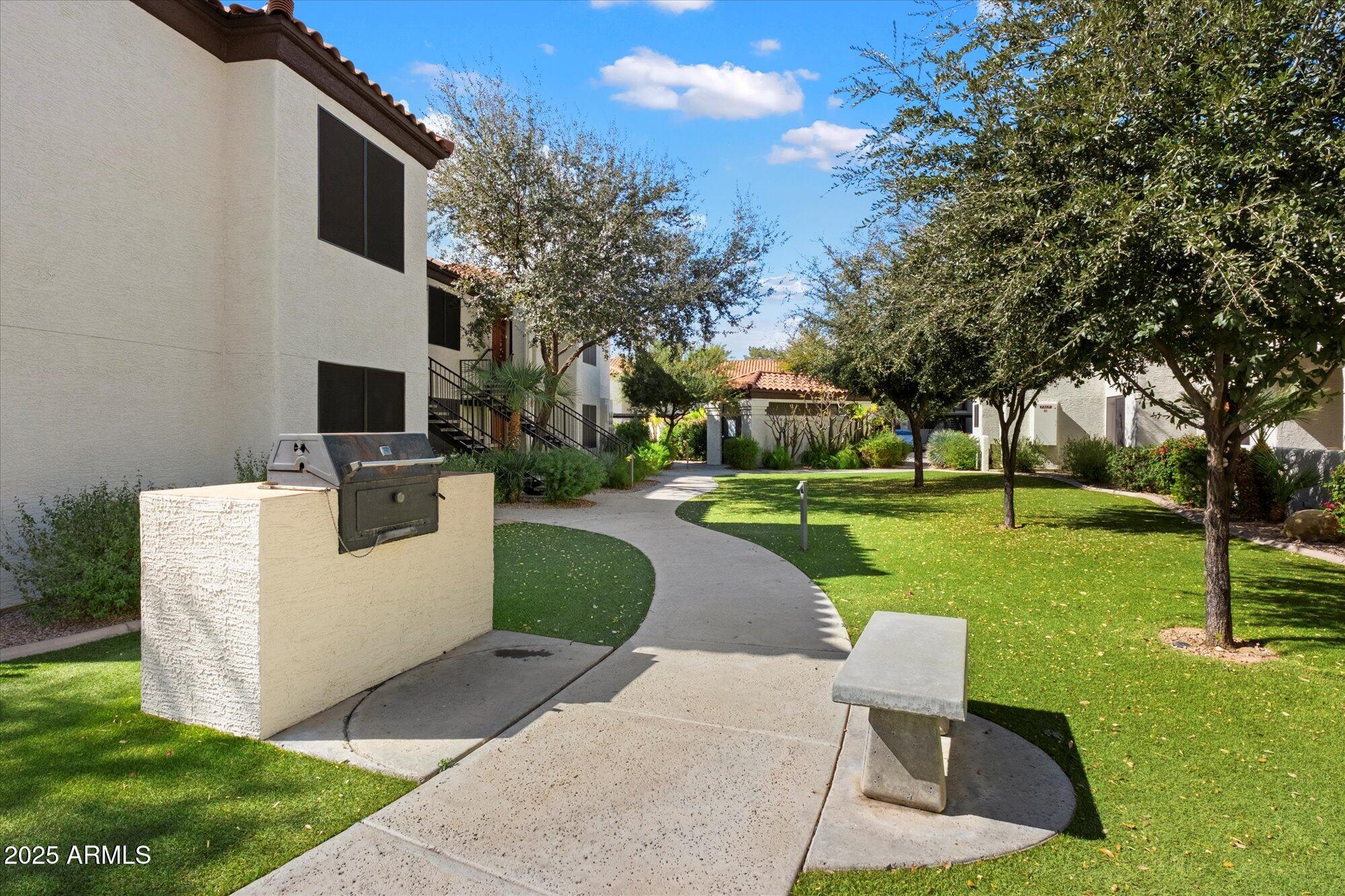 9990 N SCOTTSDALE Road, 1006