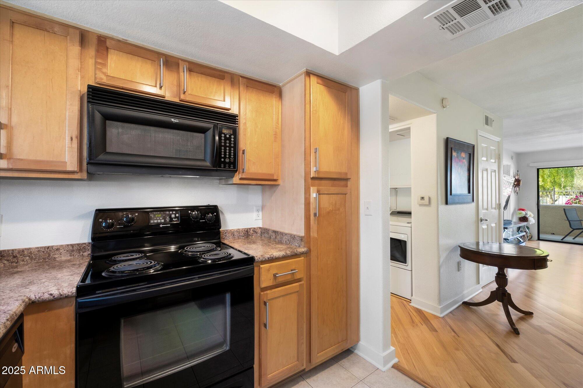9990 N SCOTTSDALE Road, 1006