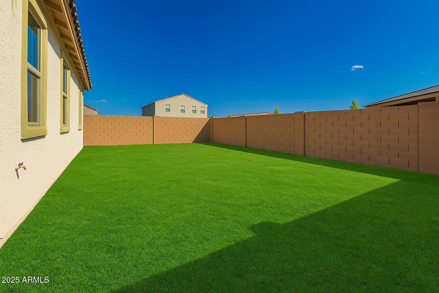 12521 W MORTEN Avenue