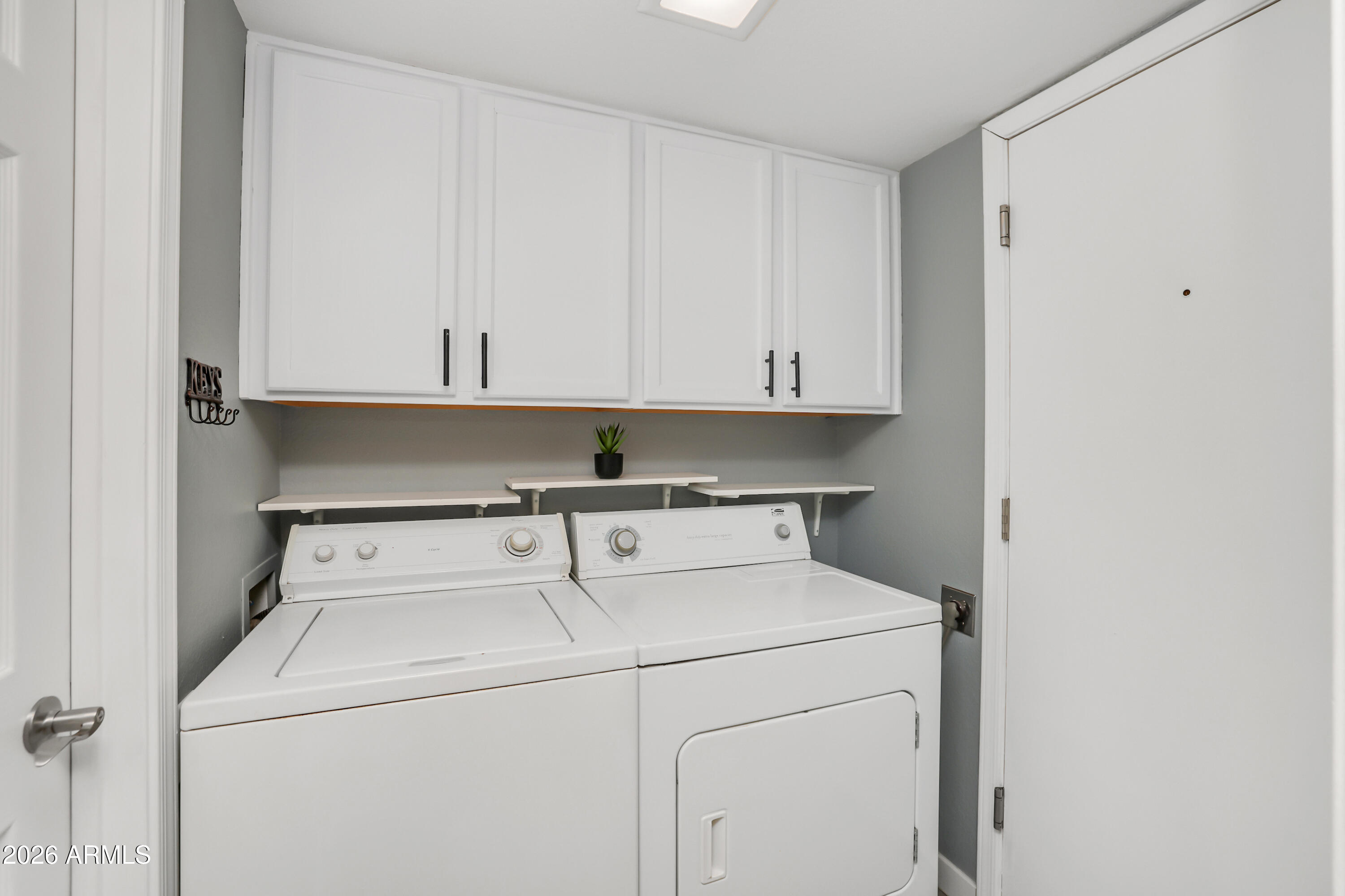 5036 E SIESTA Drive 1