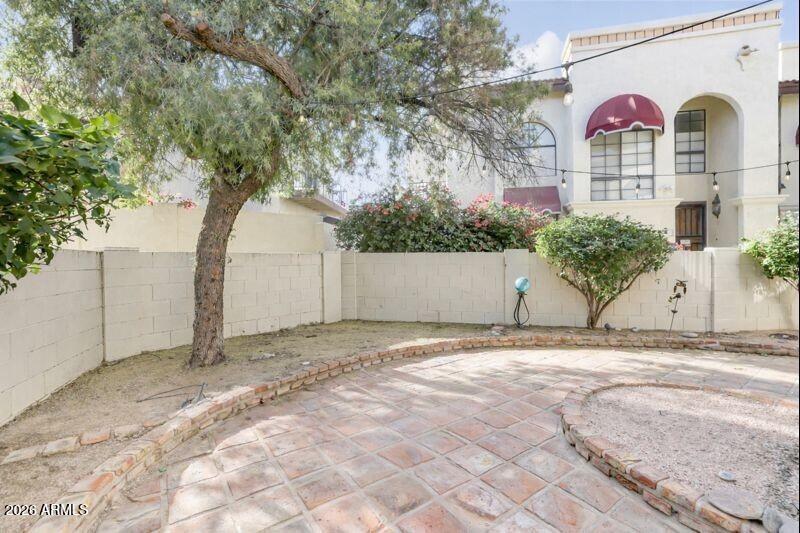 5036 E SIESTA Drive 1