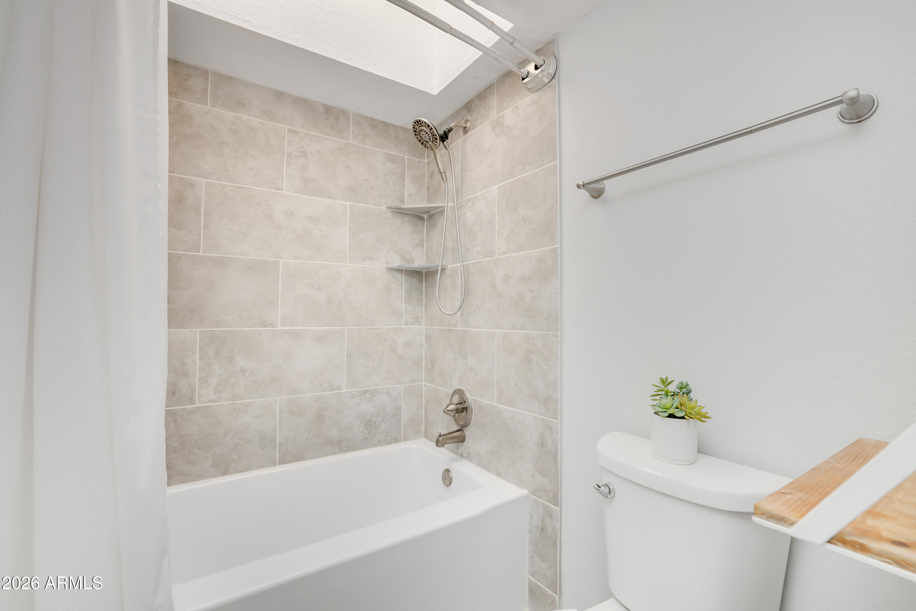 5036 E SIESTA Drive 1