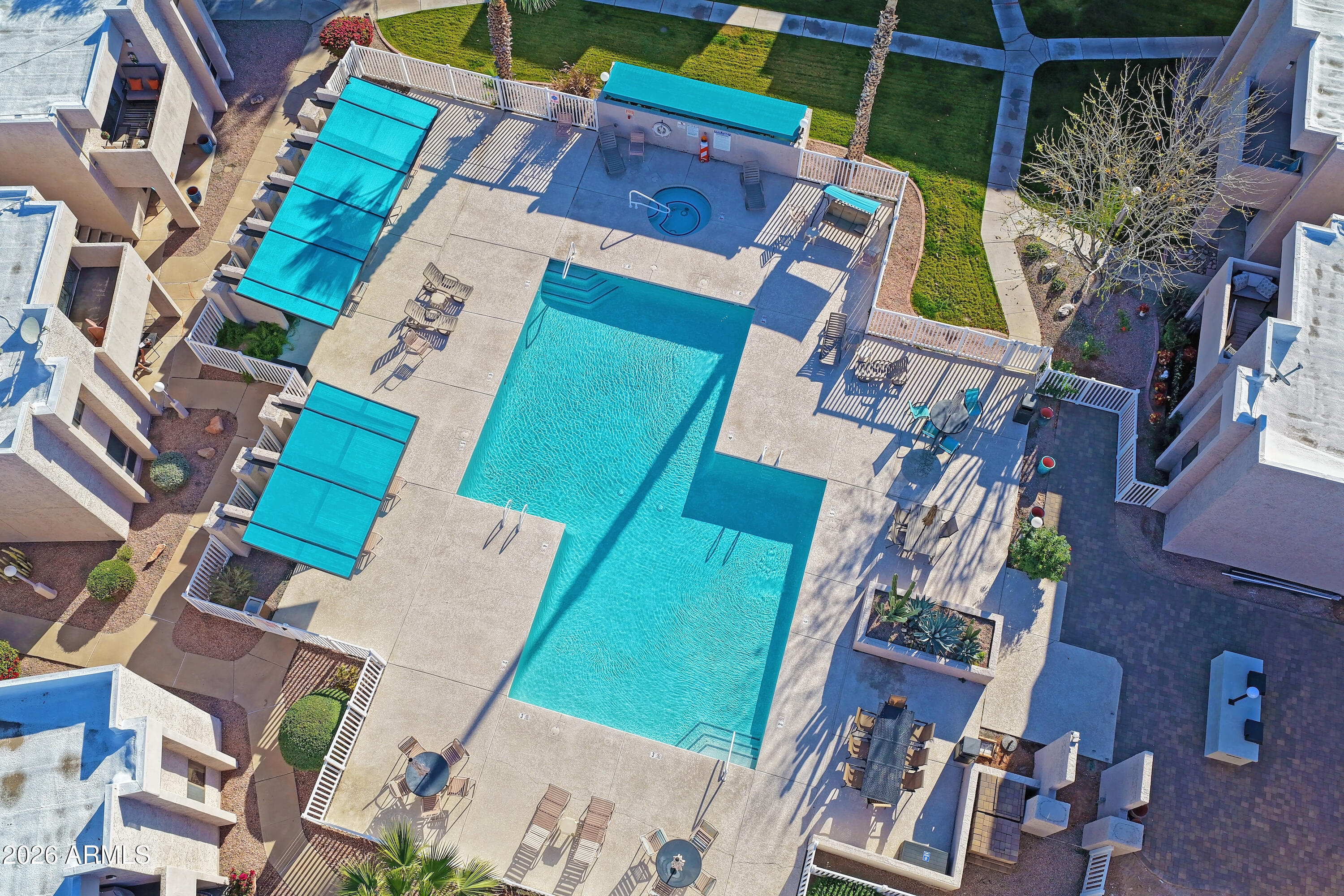 1920 W LINDNER Avenue 175