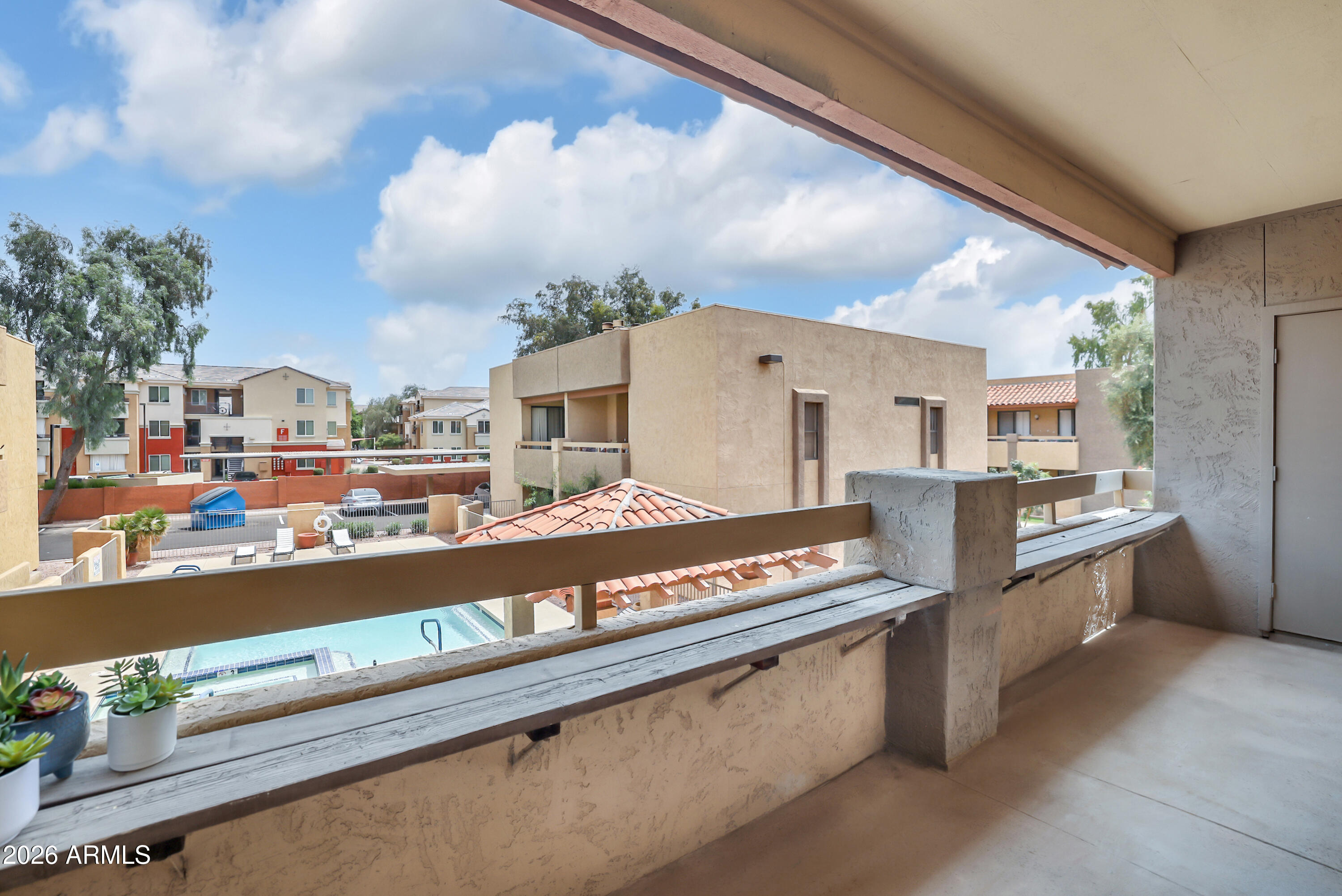 1125 E BROADWAY Road 225