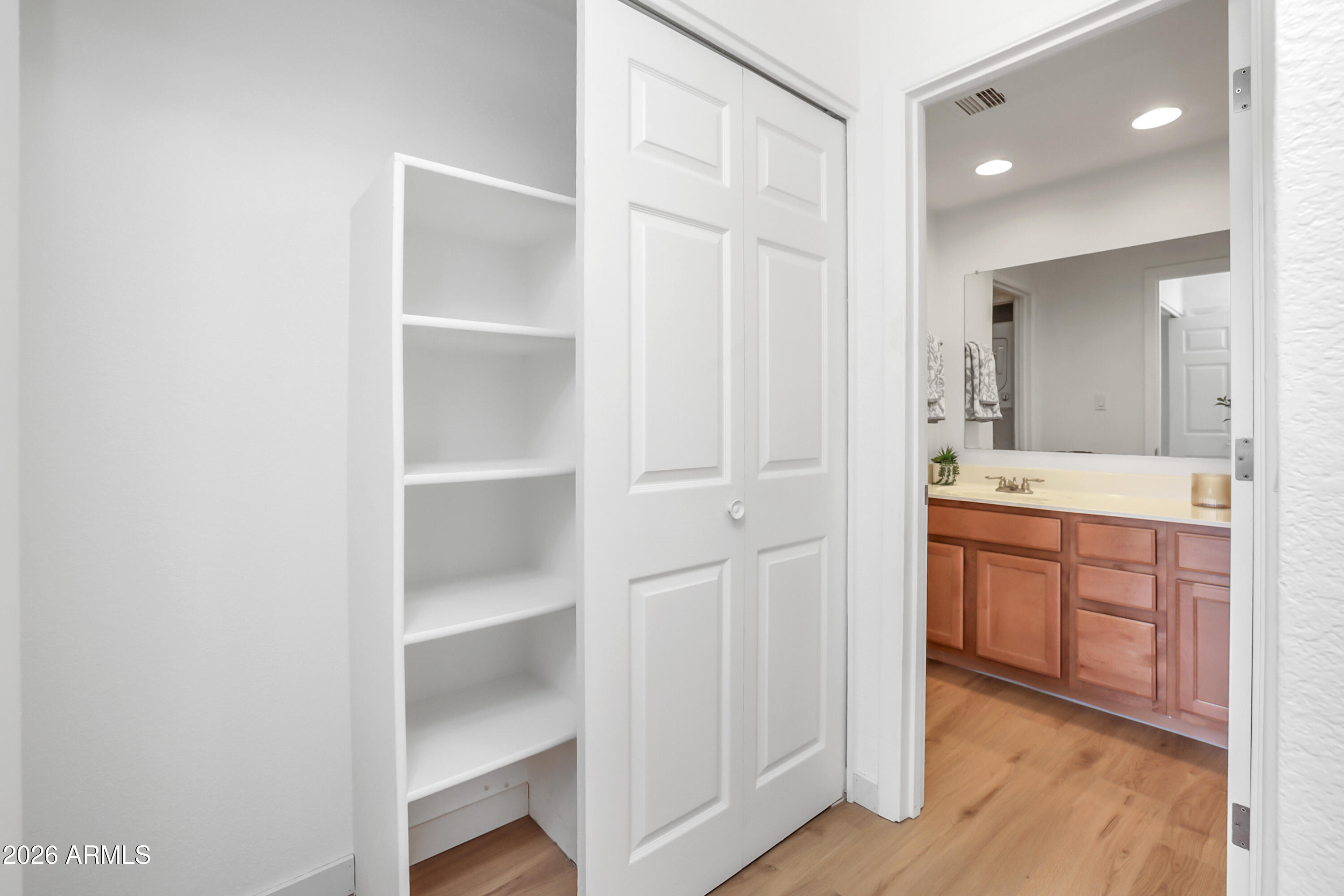 1125 E BROADWAY Road 225