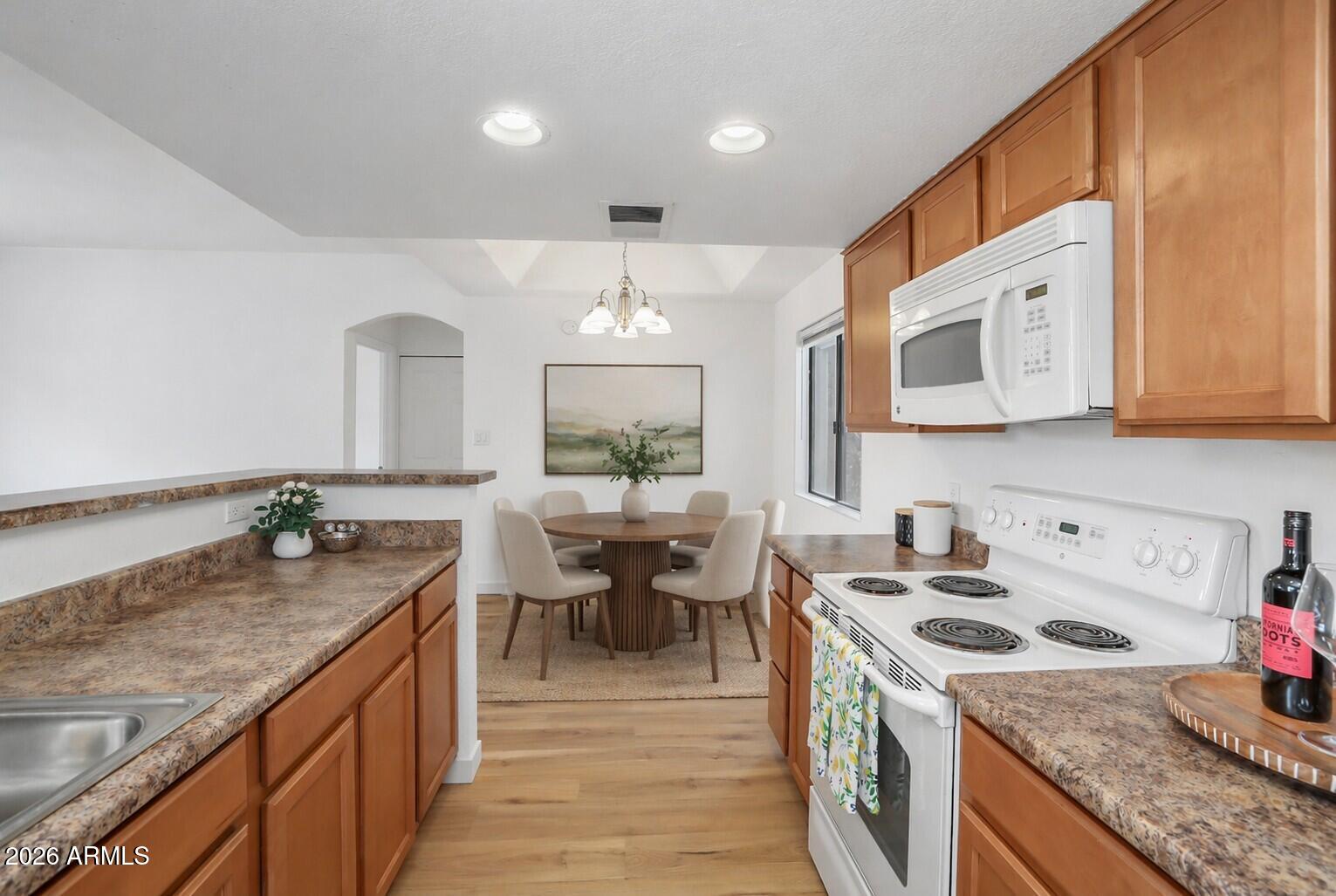 1125 E BROADWAY Road 225