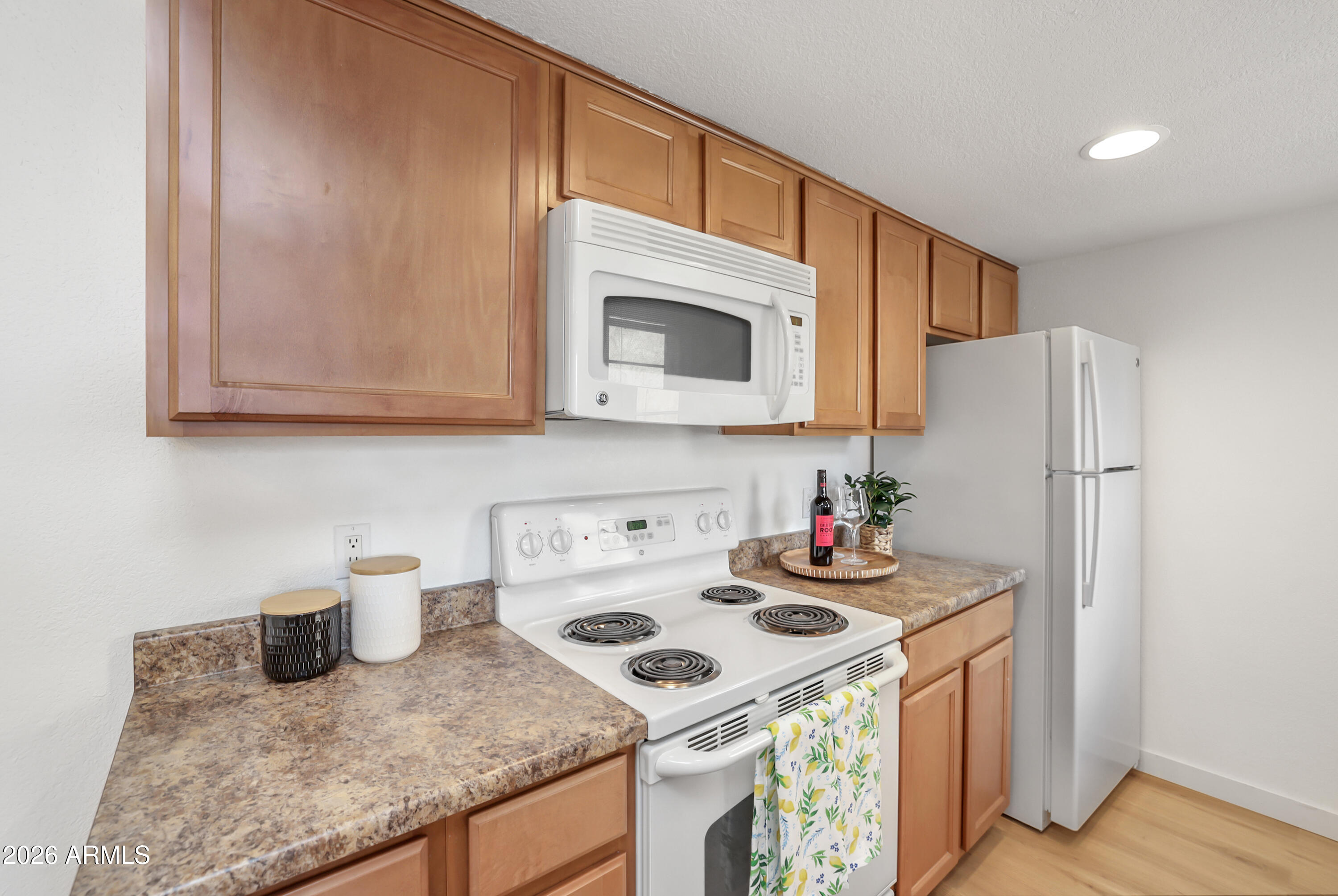 1125 E BROADWAY Road 225