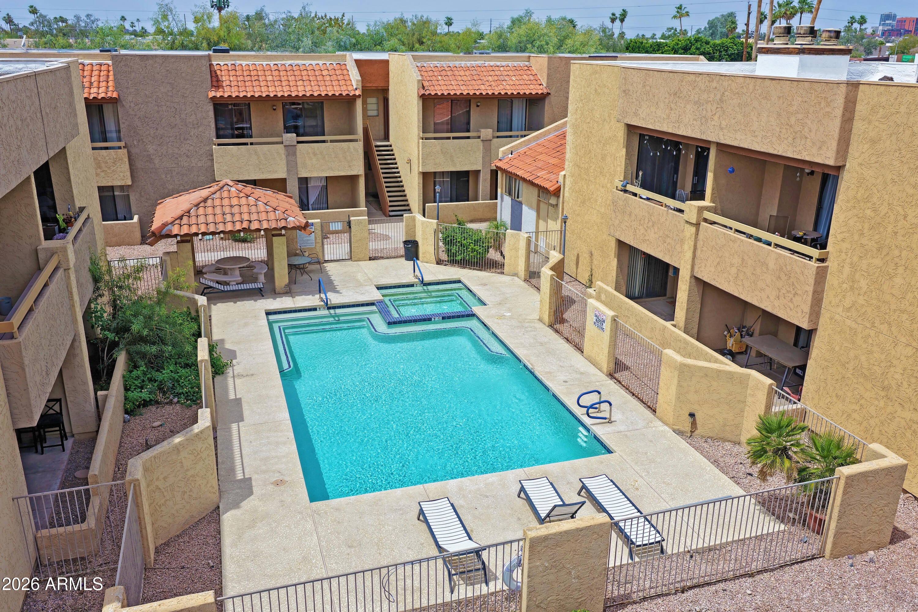 1125 E BROADWAY Road 225