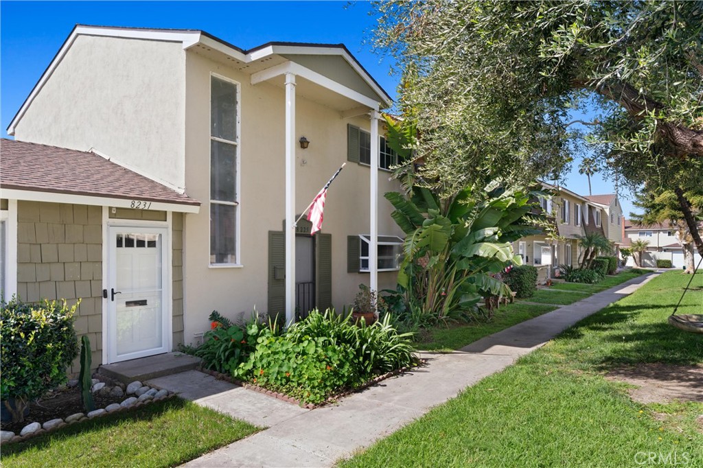 8225 Deerfield Drive