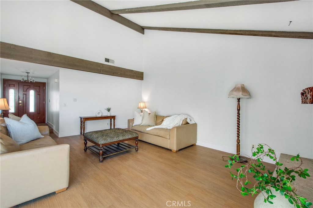 21041 Strathmoor Lane