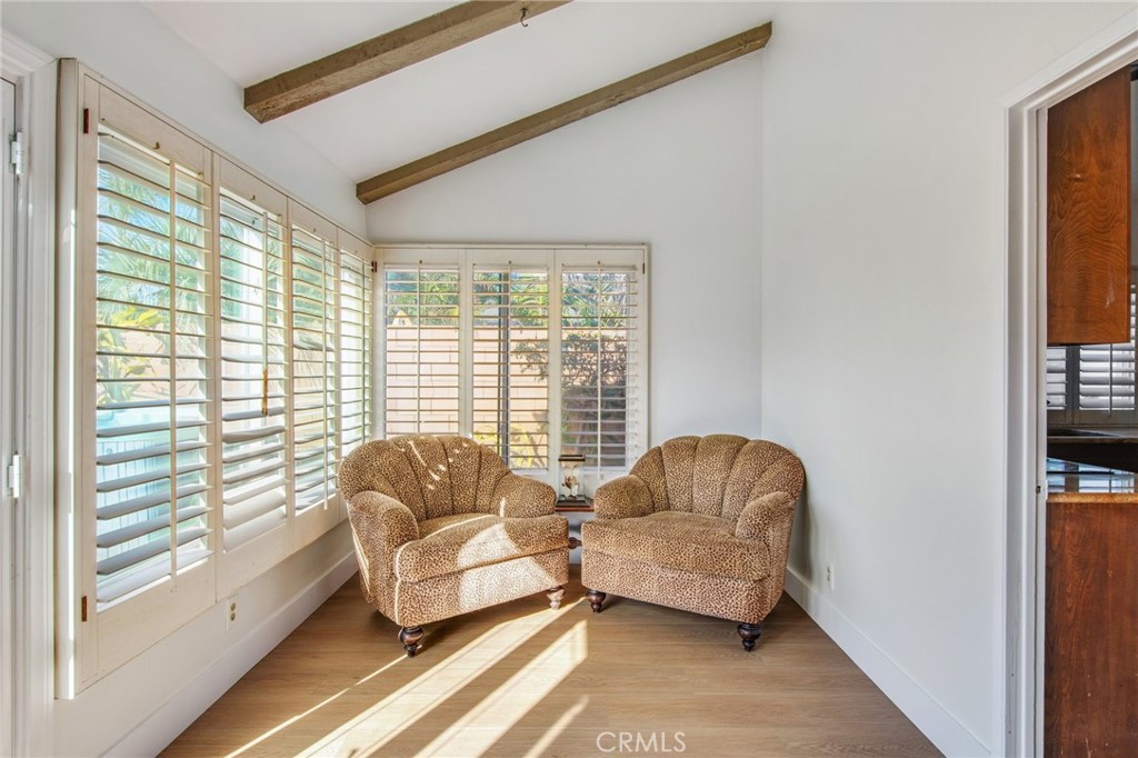 21041 Strathmoor Lane