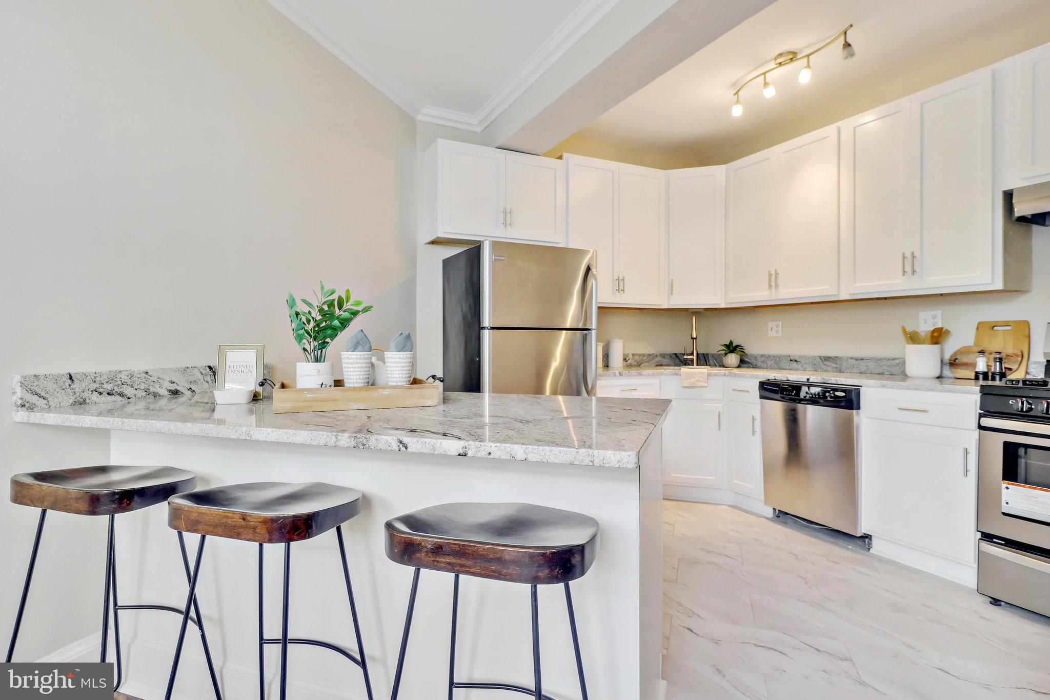 4701 Connecticut AVENUE NW Unit: 105