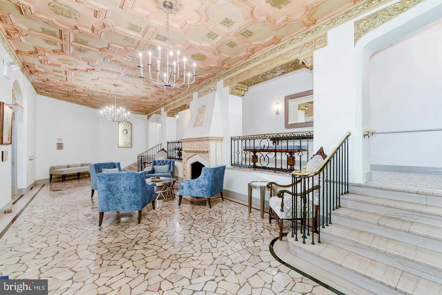 4701 Connecticut AVENUE NW Unit: 105