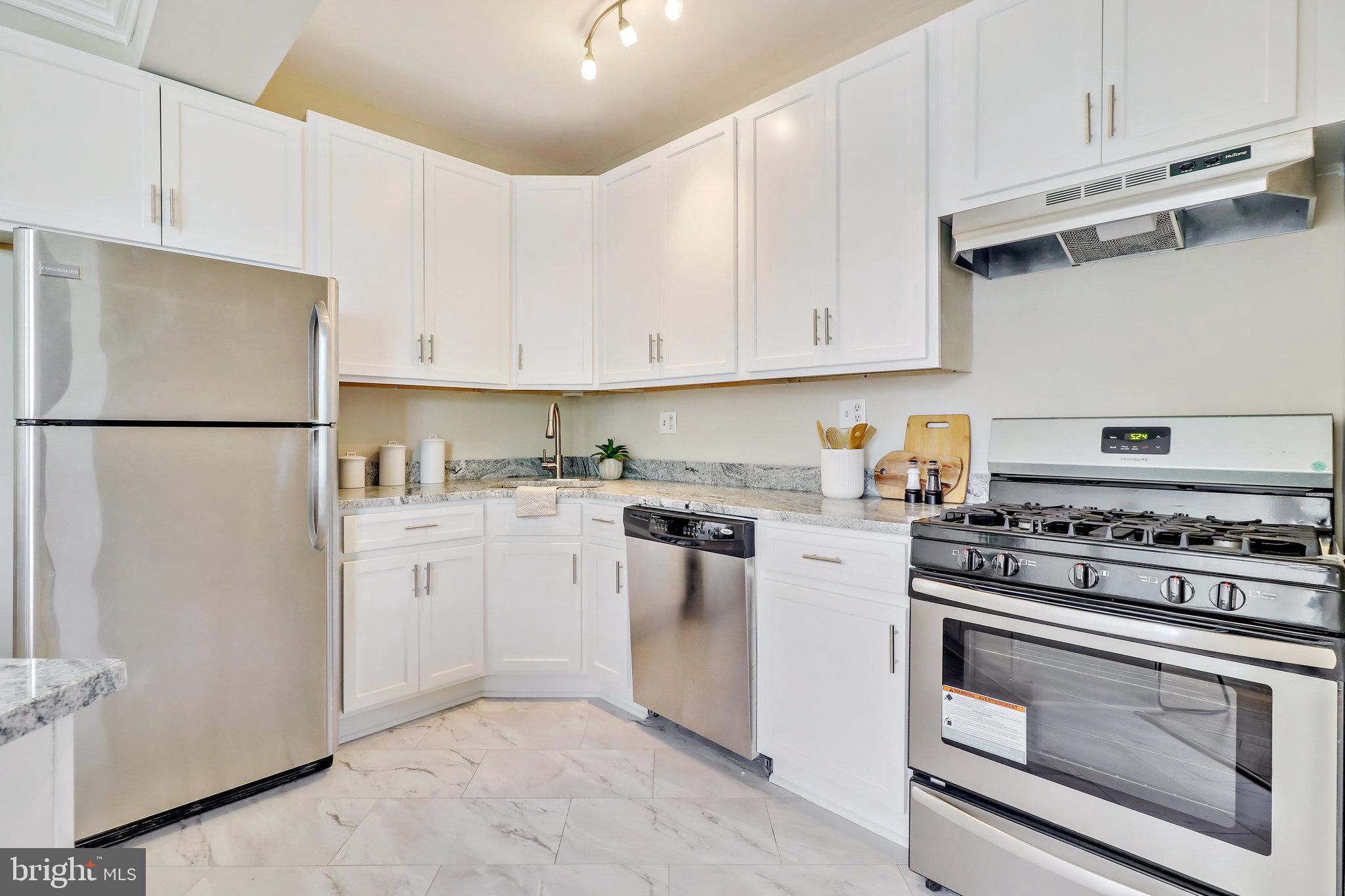 4701 Connecticut AVENUE NW Unit: 105
