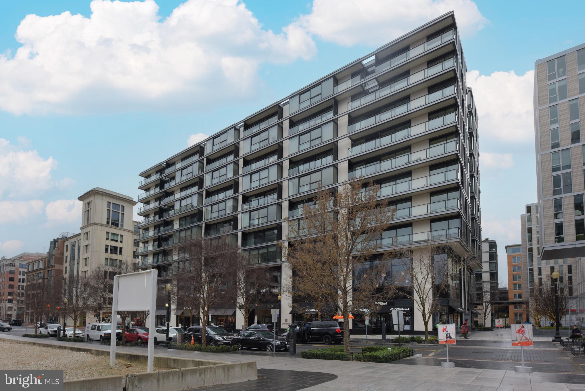 920 I STREET NW Unit: 1010