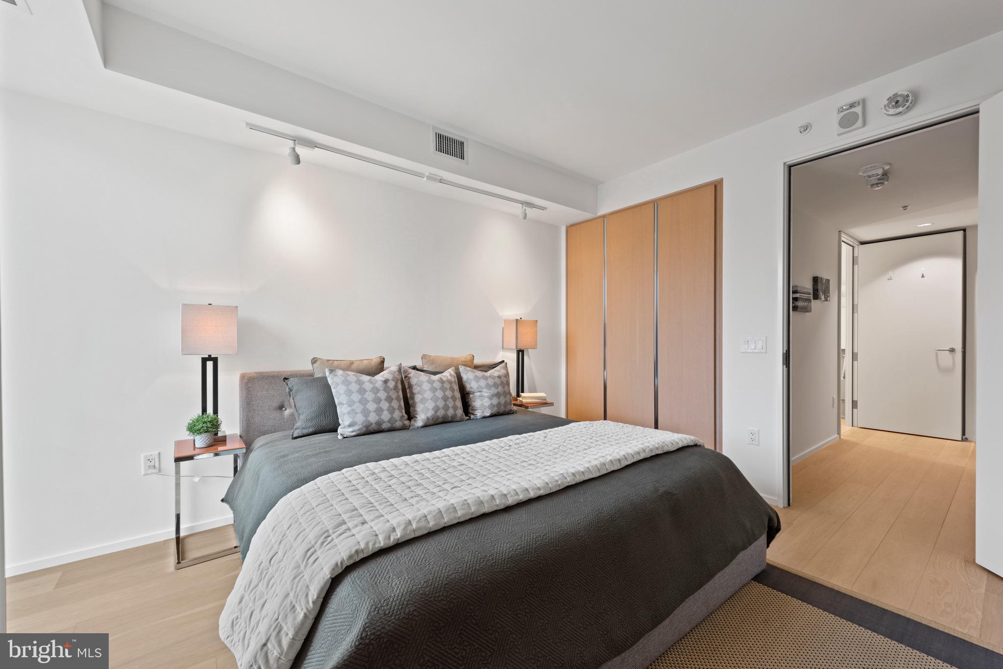 920 I STREET NW Unit: 1010