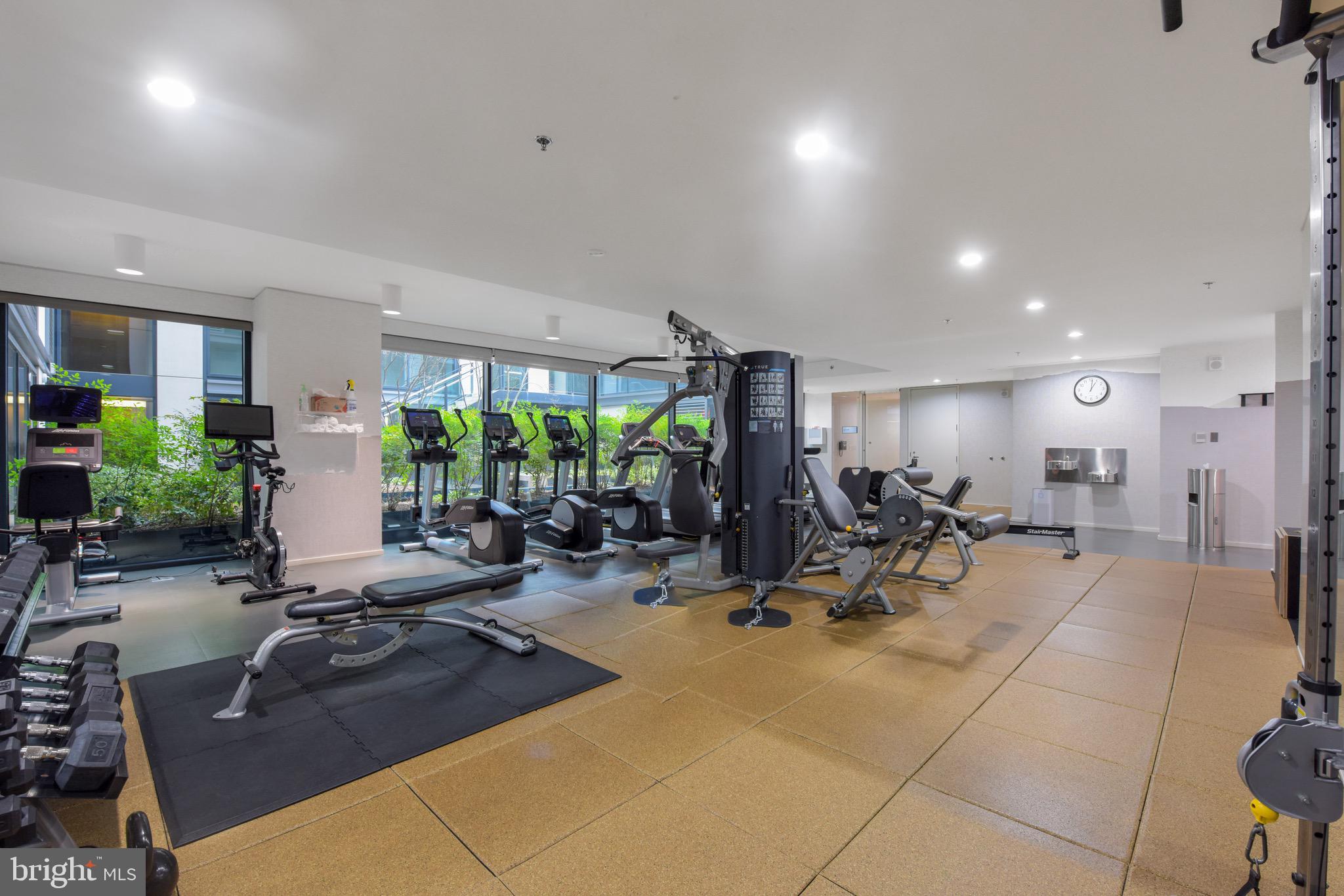 920 I STREET NW Unit: 1010