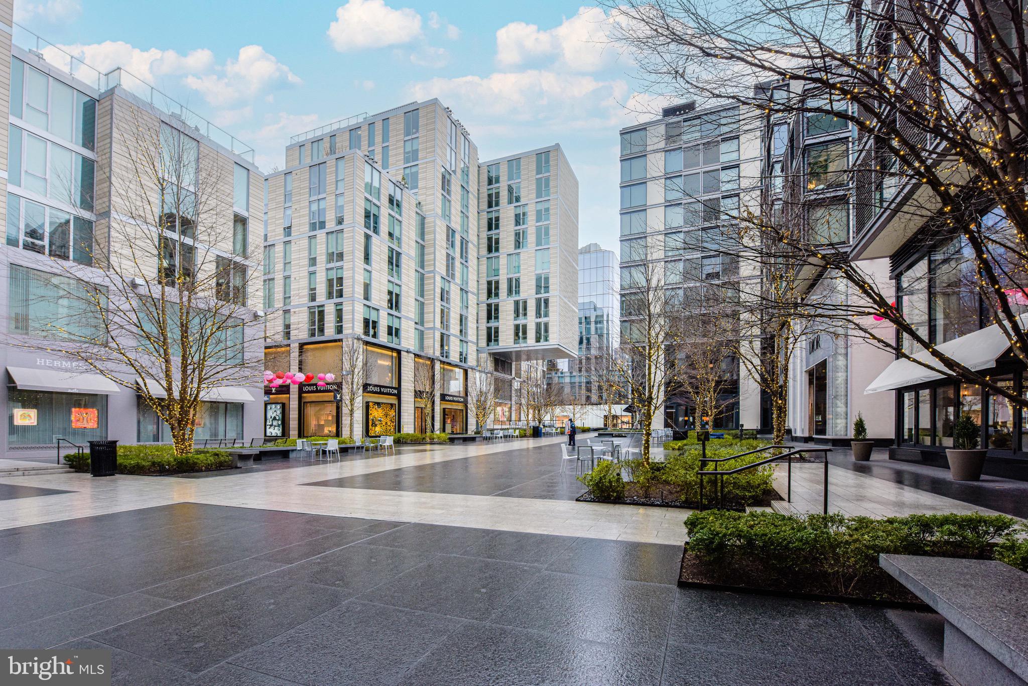 920 I STREET NW Unit: 1010