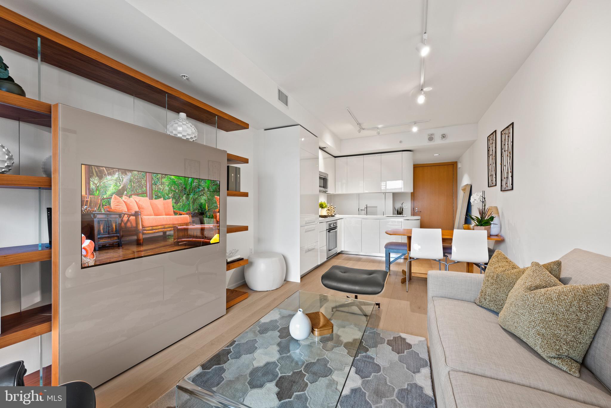 920 I STREET NW Unit: 1010
