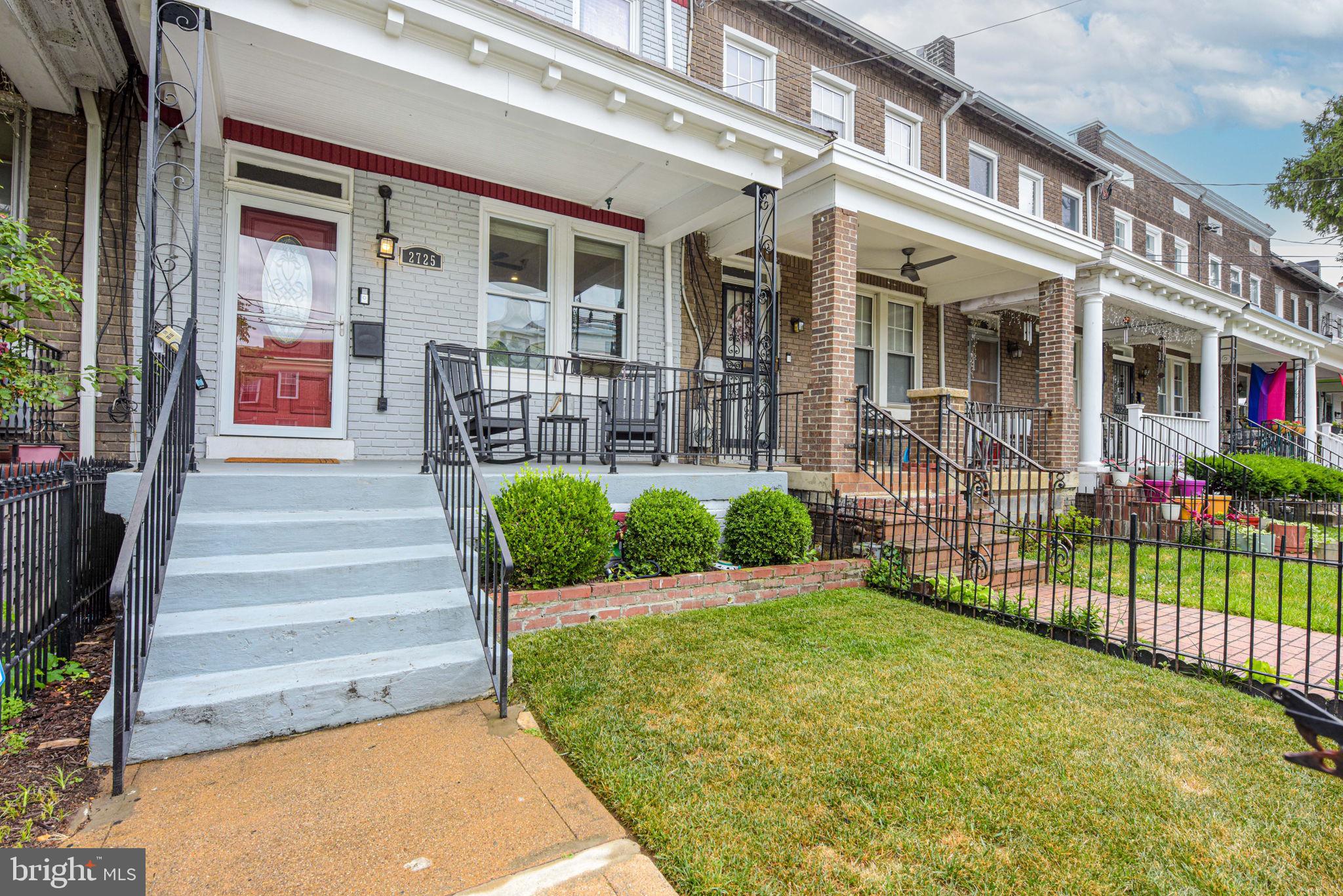 2725 6th STREET NE
