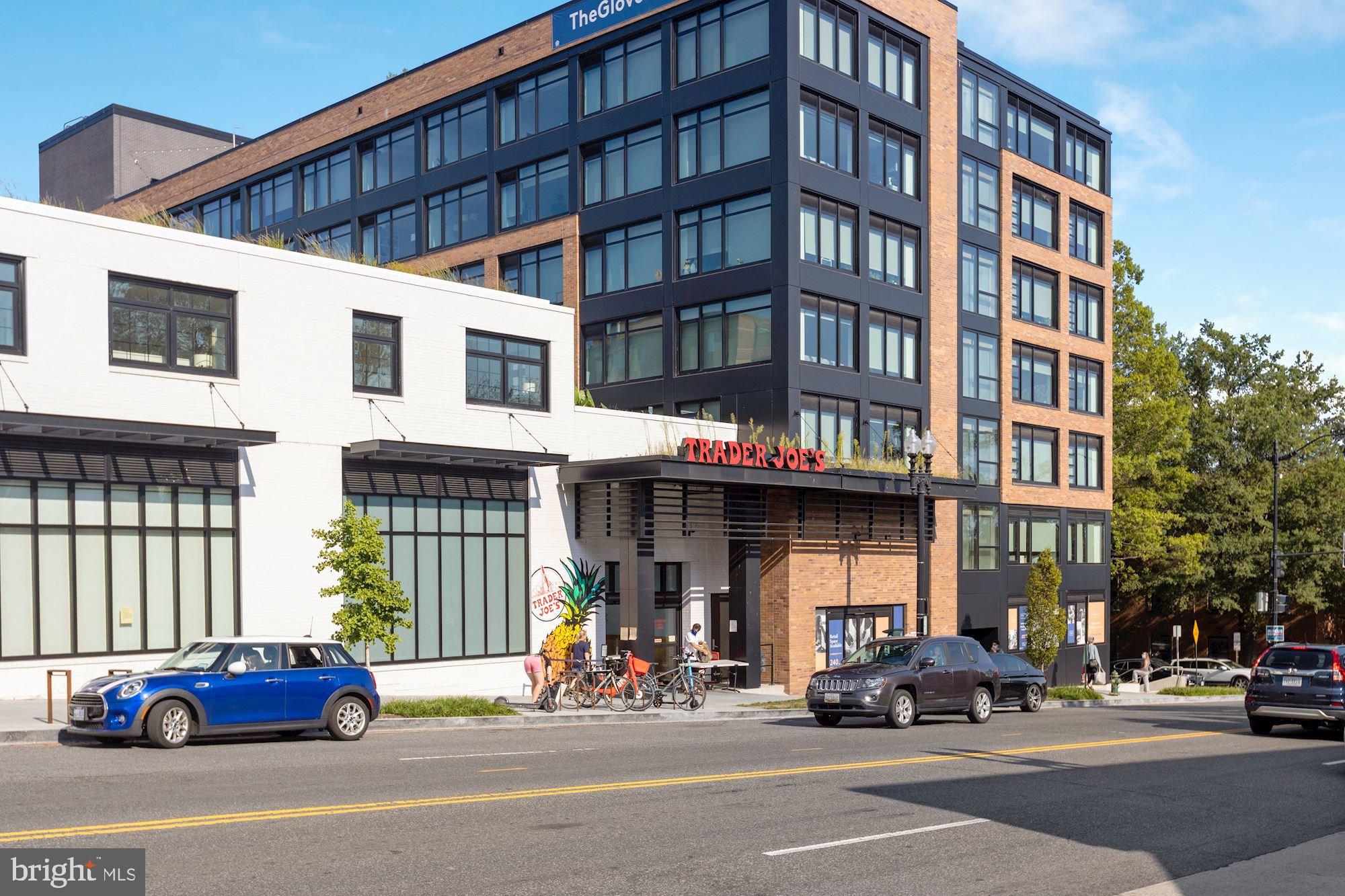 2400 41st STREET NW Unit: 210