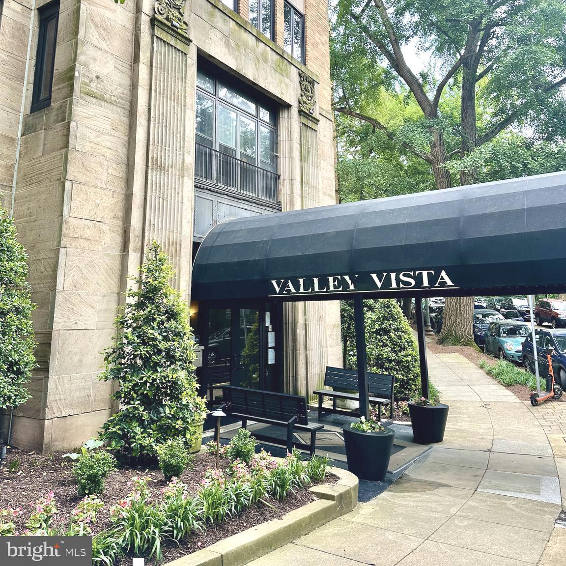 2032-2040-2040 Belmont Rd NW #407