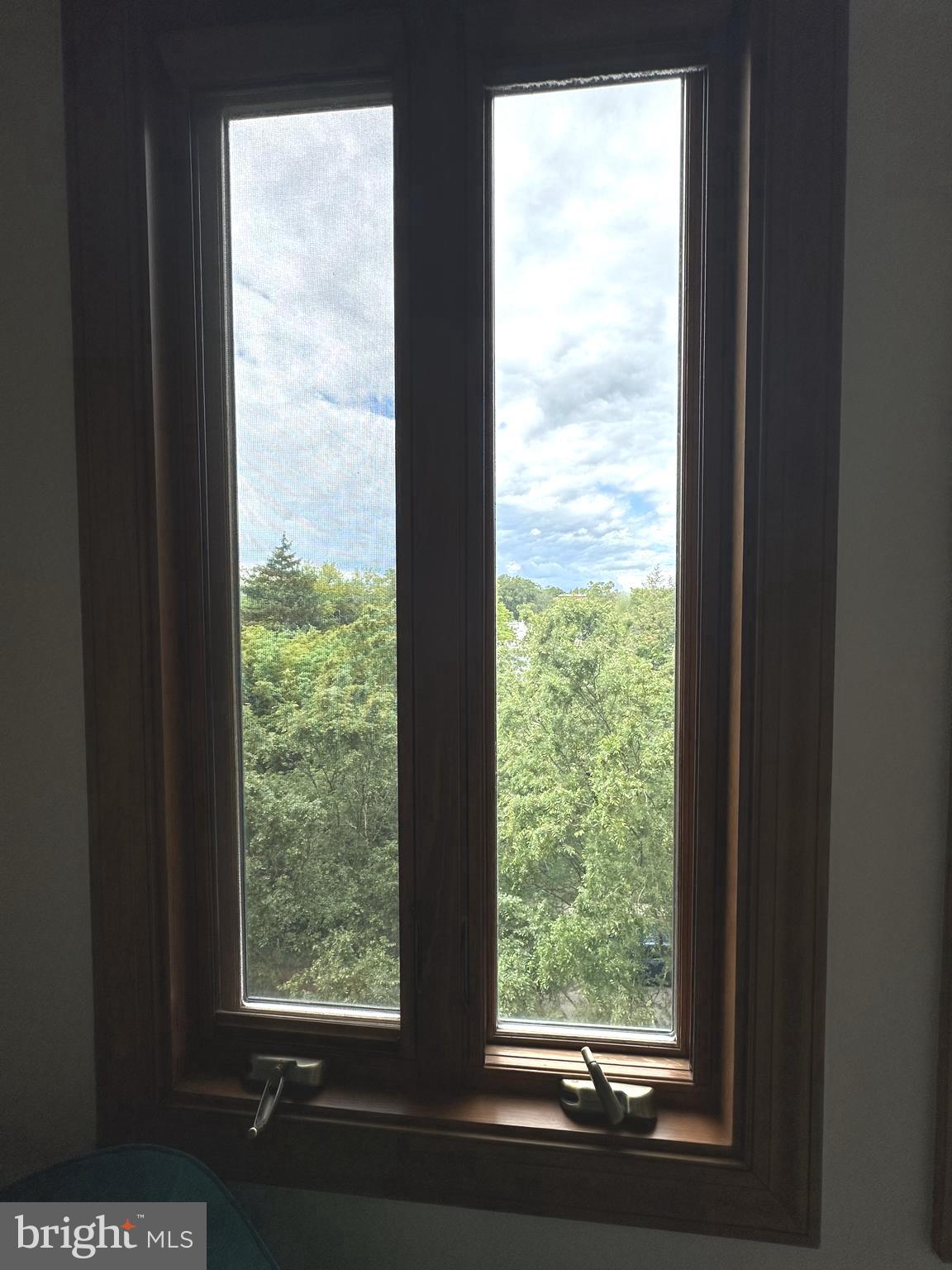 2032-2040-2040 Belmont Rd NW #407