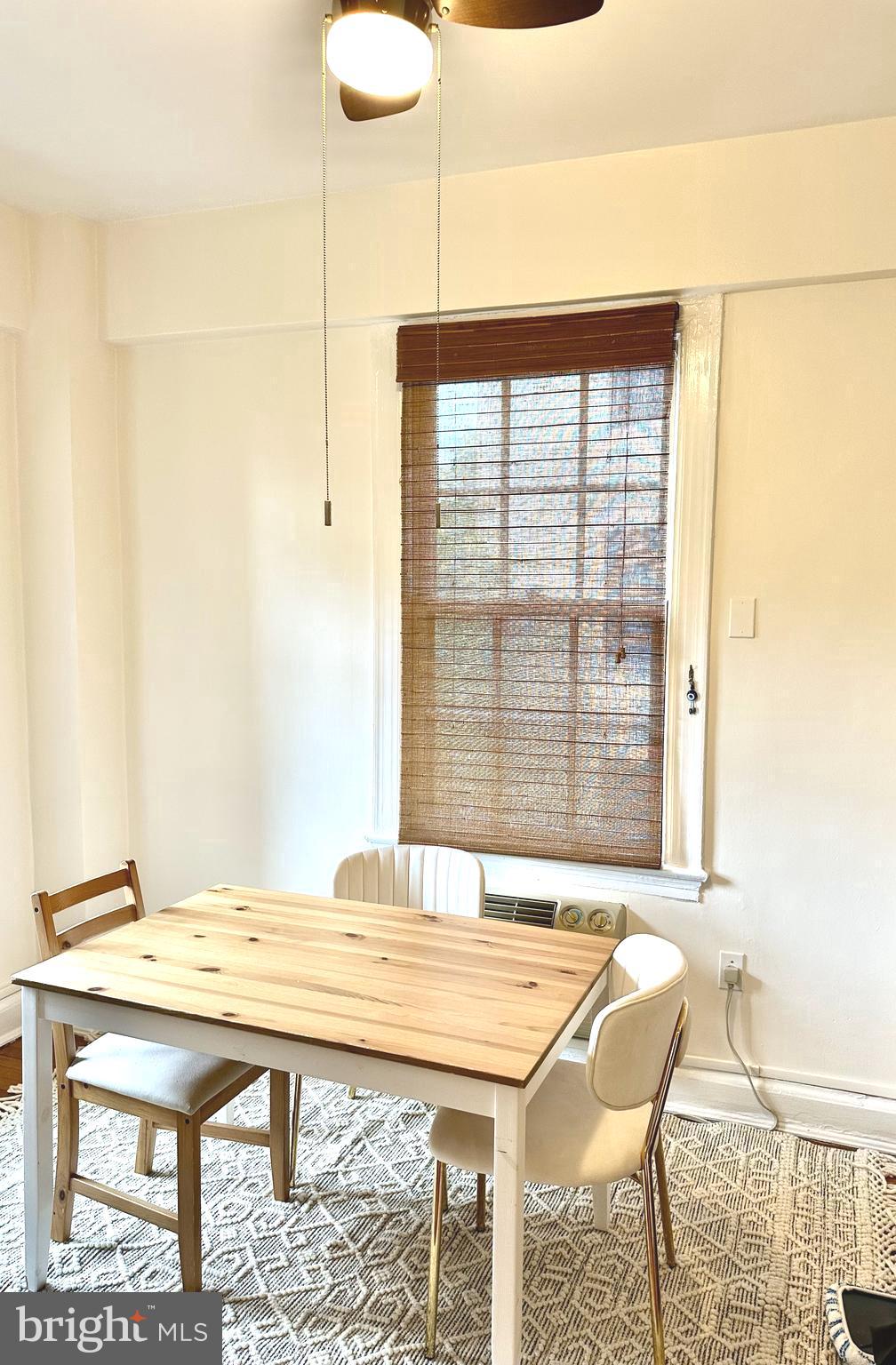 2032-2040-2040 Belmont Rd NW #407