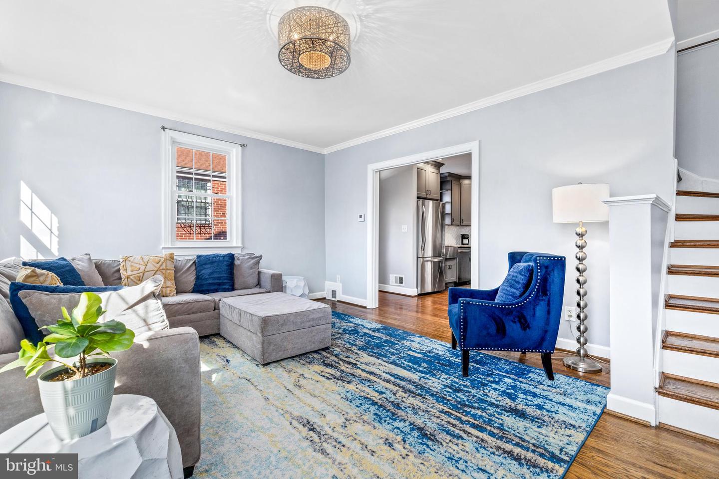 125 46th Pl NE