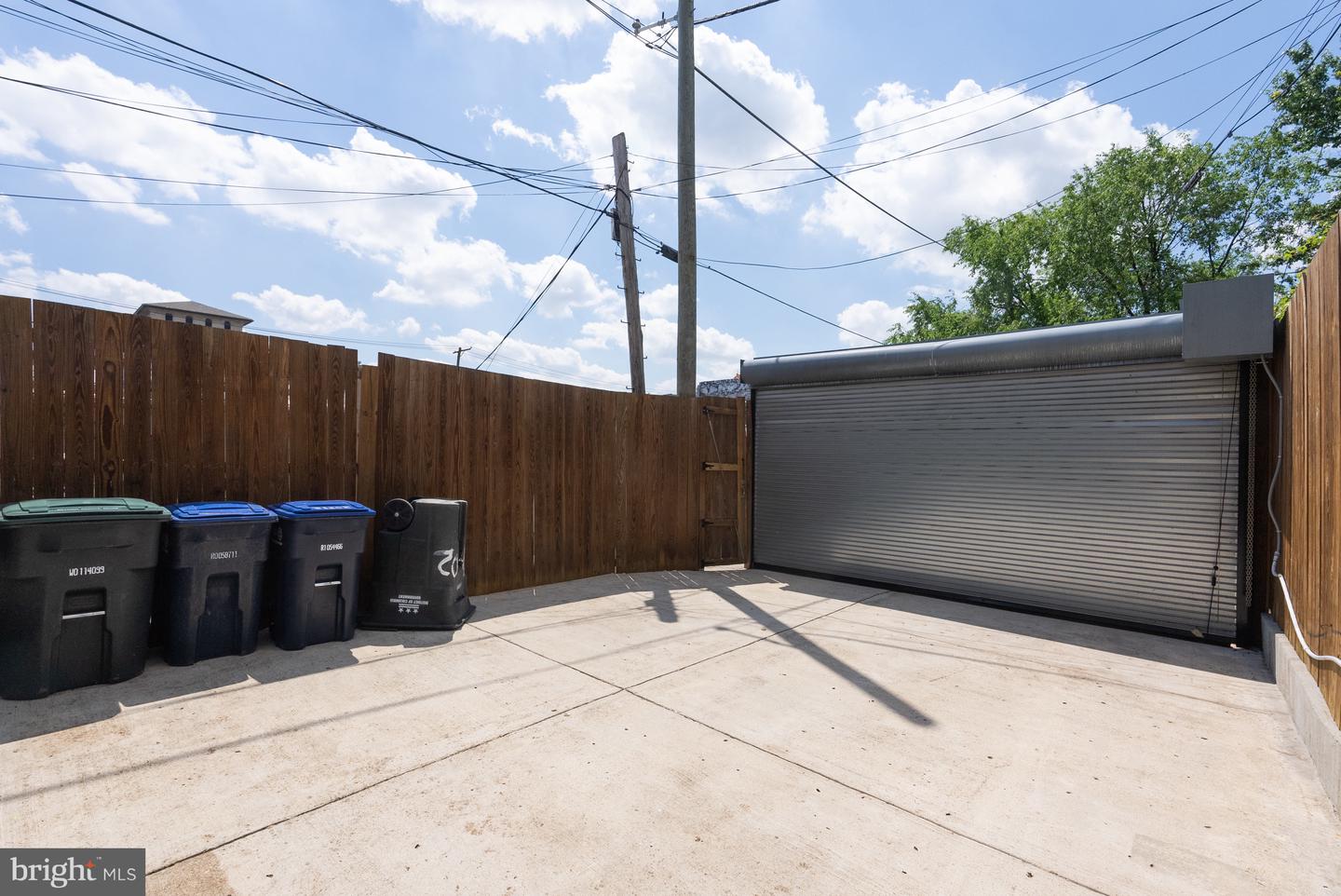 1402 Decatur St NW