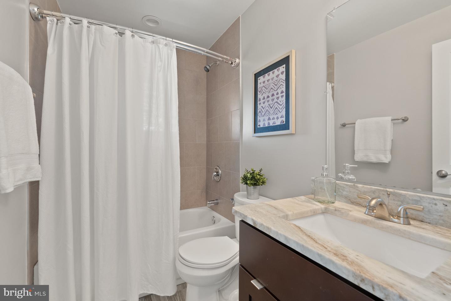 1402 Decatur St NW