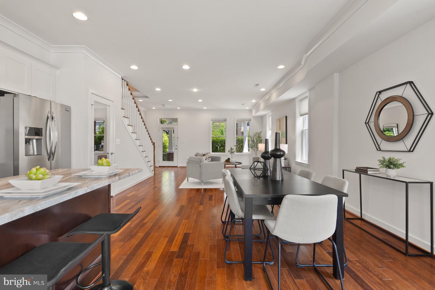 1402 Decatur St NW