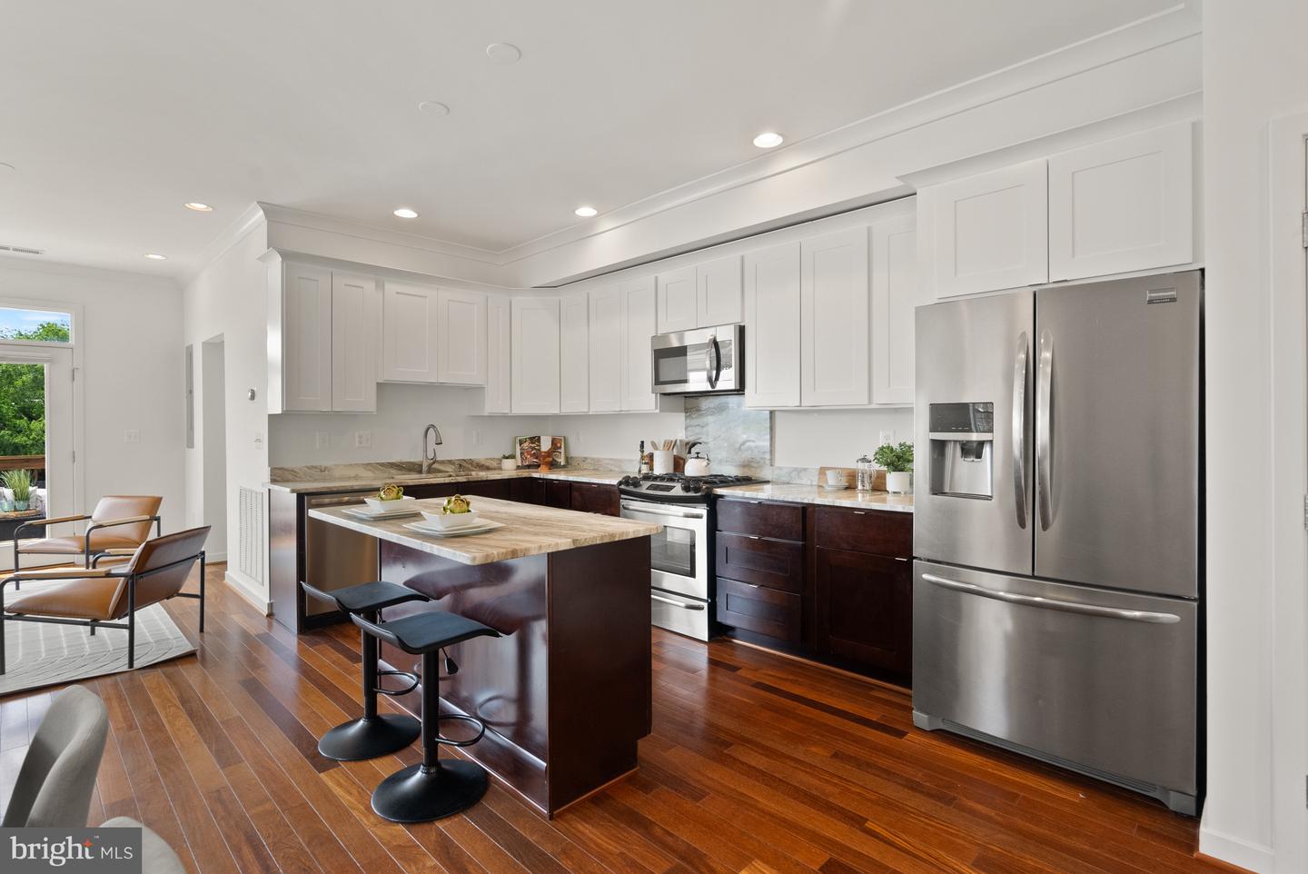 1402 Decatur St NW