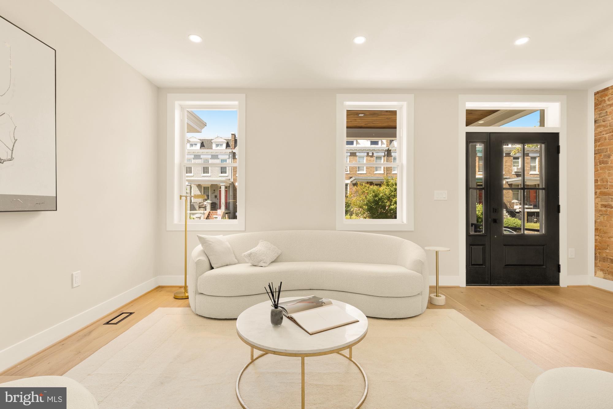 3207 WARDER STREET NW