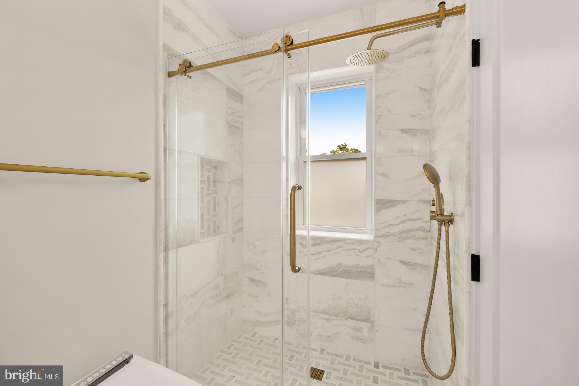 3207 WARDER STREET NW