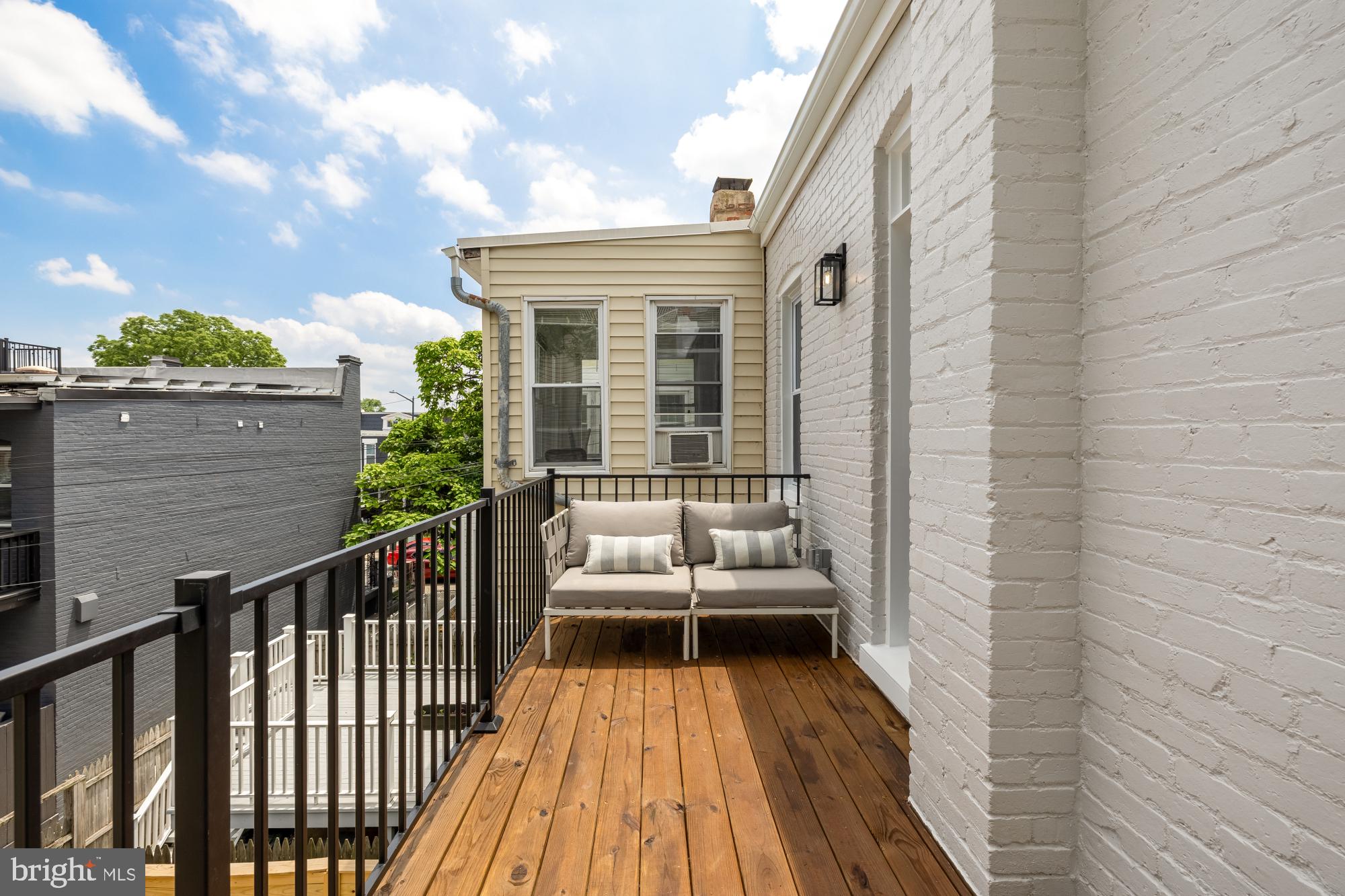 3207 WARDER STREET NW