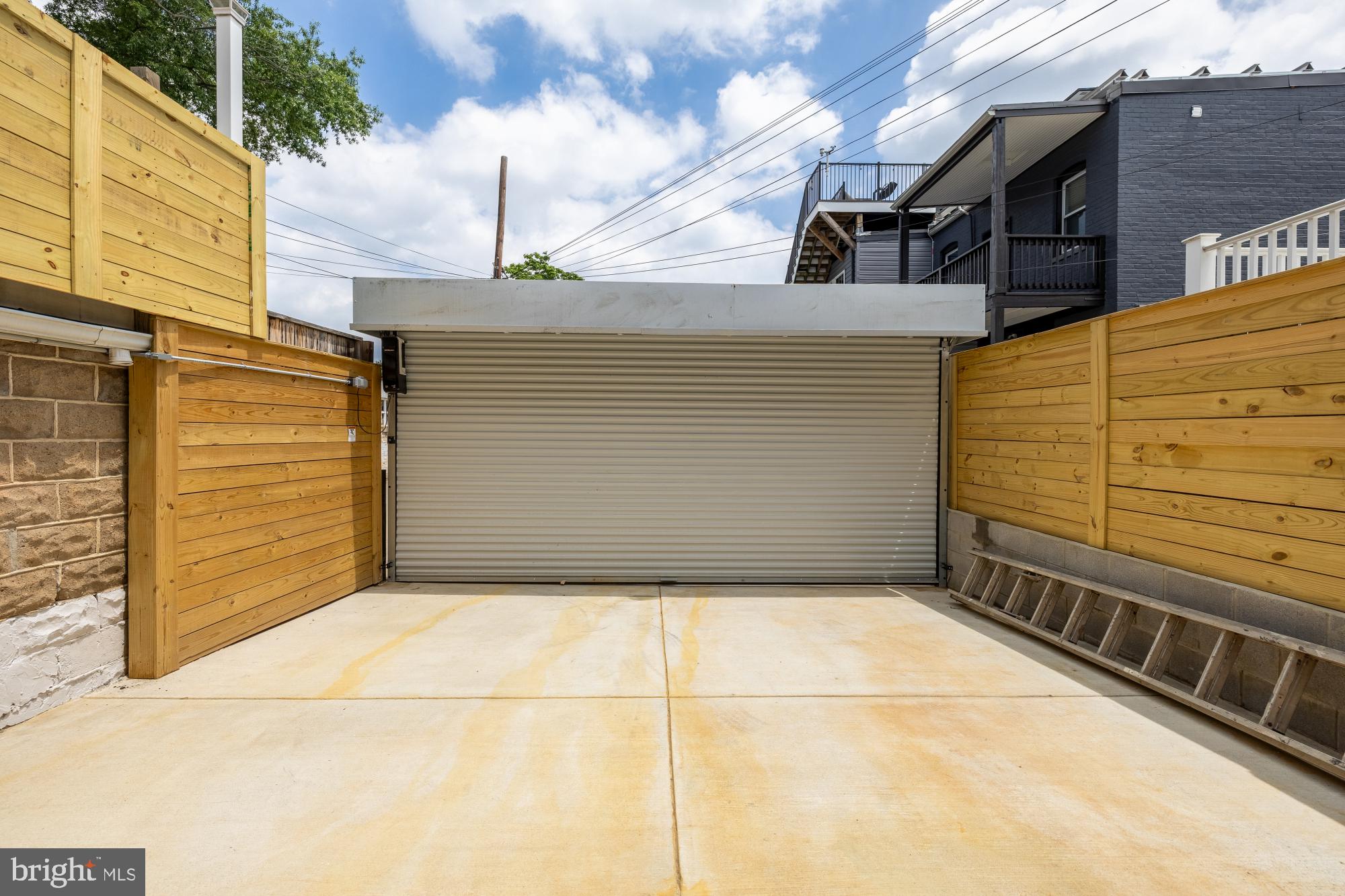 3207 WARDER STREET NW