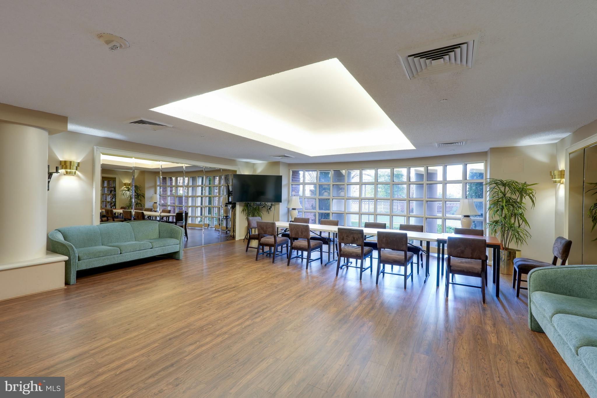 5800 Nicholson Ln #1-1101