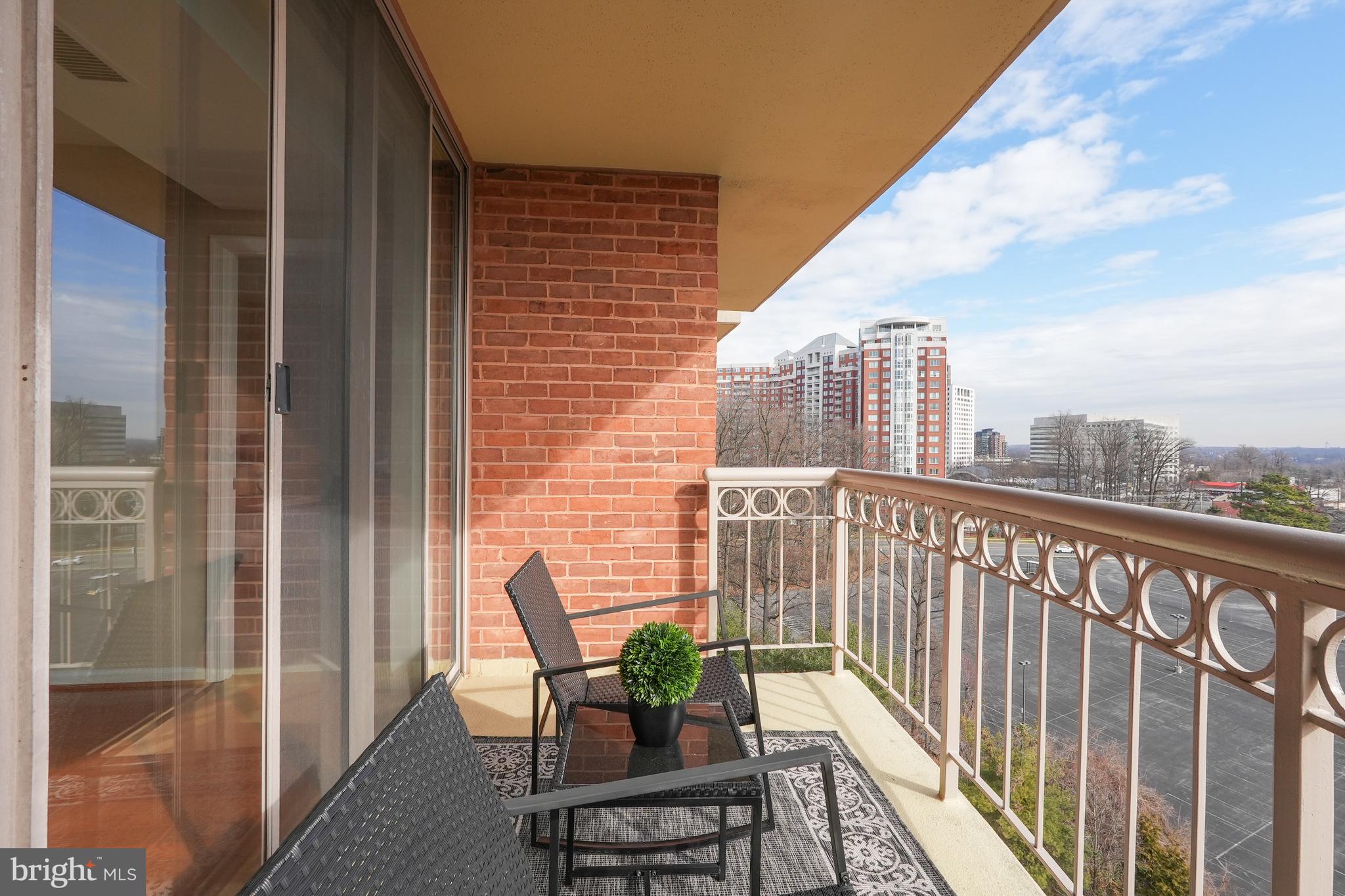 5800 Nicholson Ln #1-1101