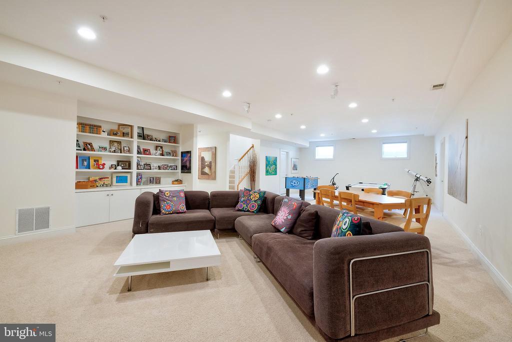 5917 WILMETT ROAD