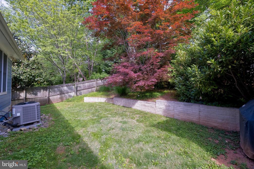 5917 WILMETT ROAD